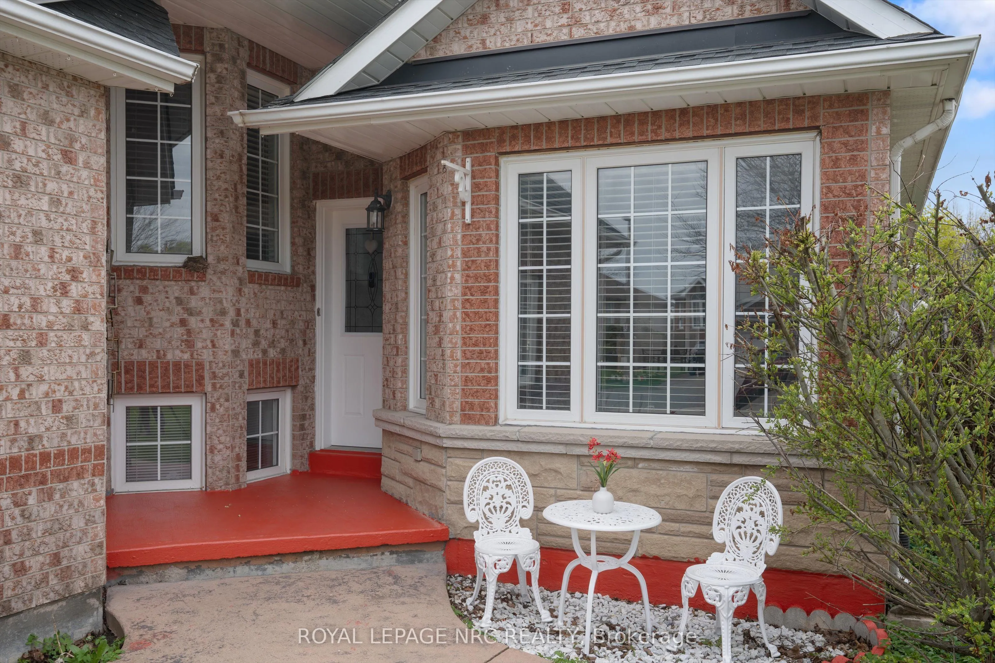147 St Lawrence Drive