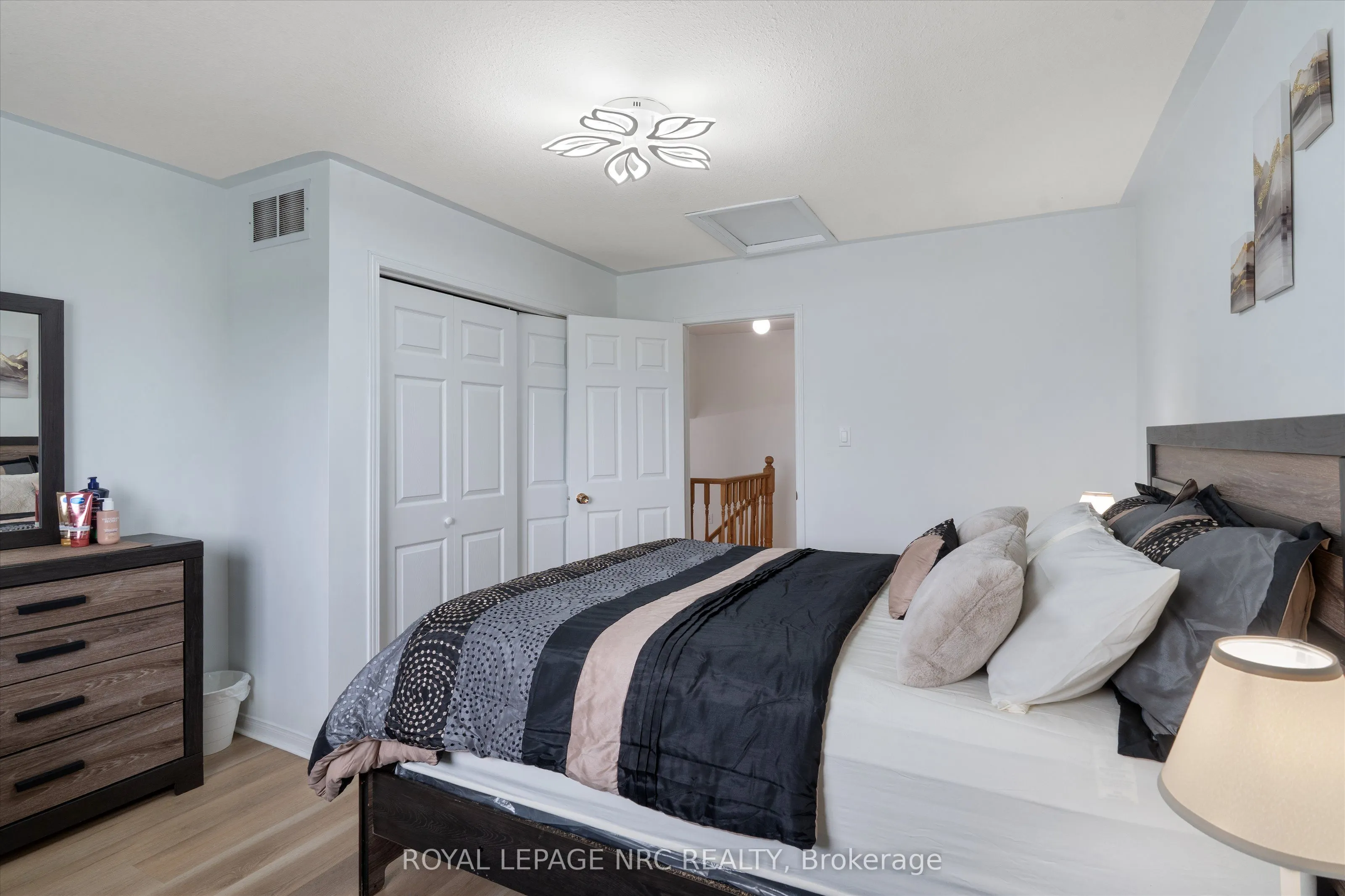 147 St Lawrence Drive