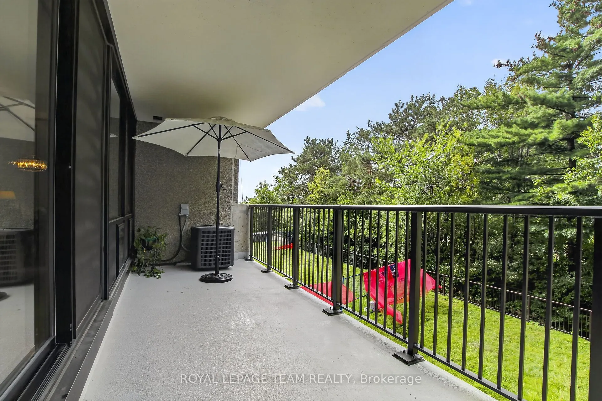 1195 Richmond Road #202