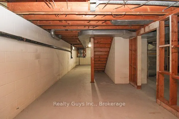 1931 Sherbrooke Street W