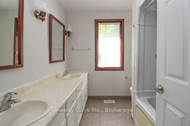 1931 Sherbrooke Street W