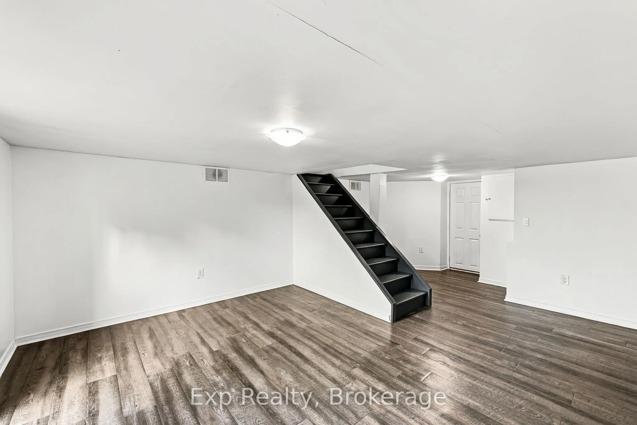 6397 Old Highway 2