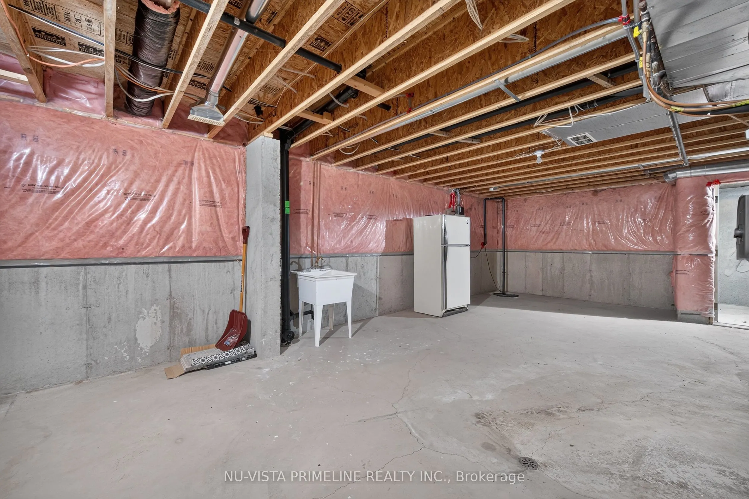 349 Chambers Avenue #6