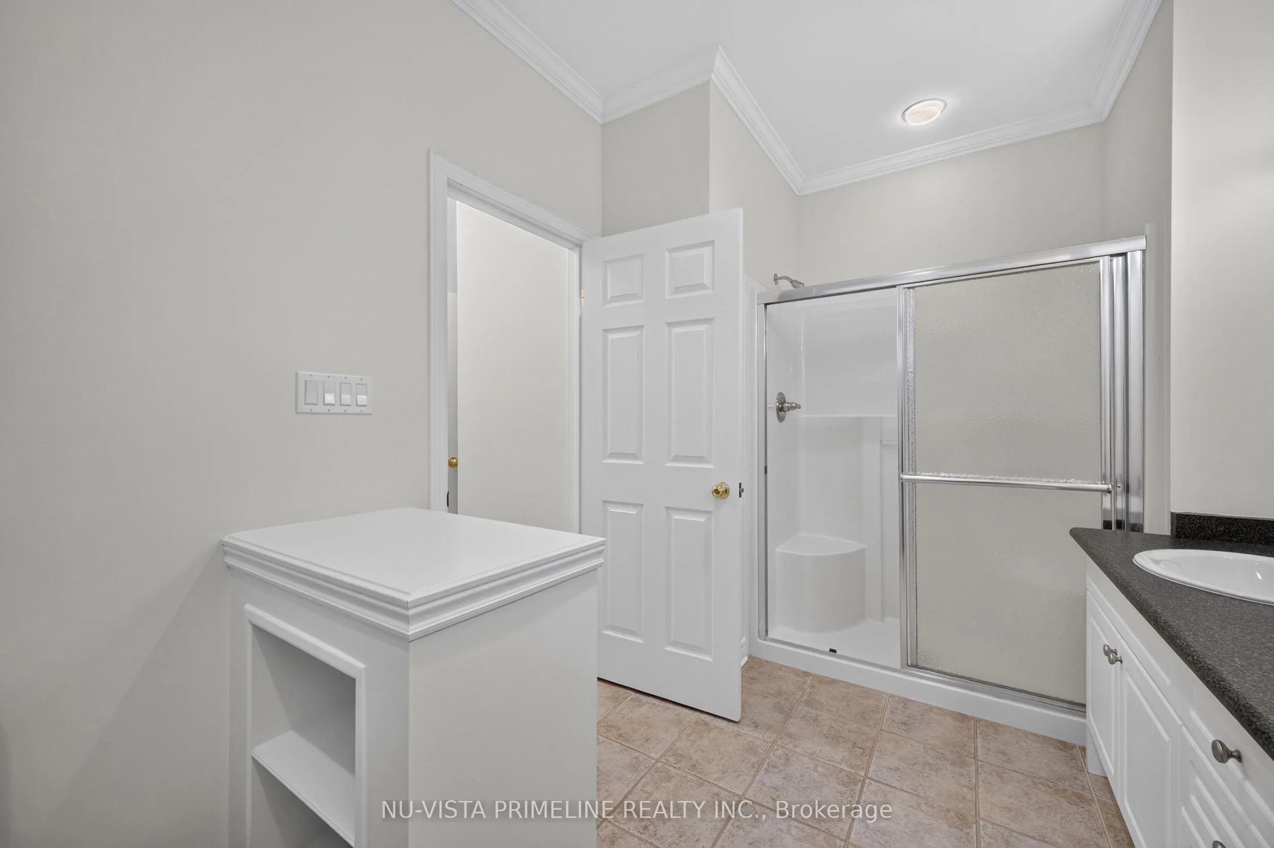 349 Chambers Avenue #6