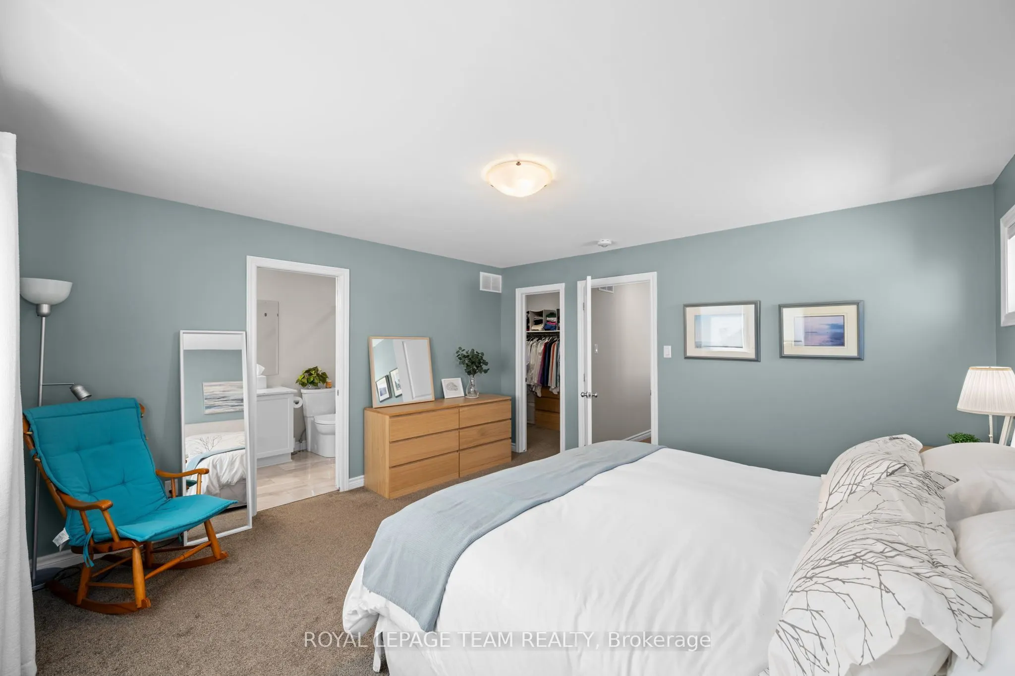 249 Kimpton Drive