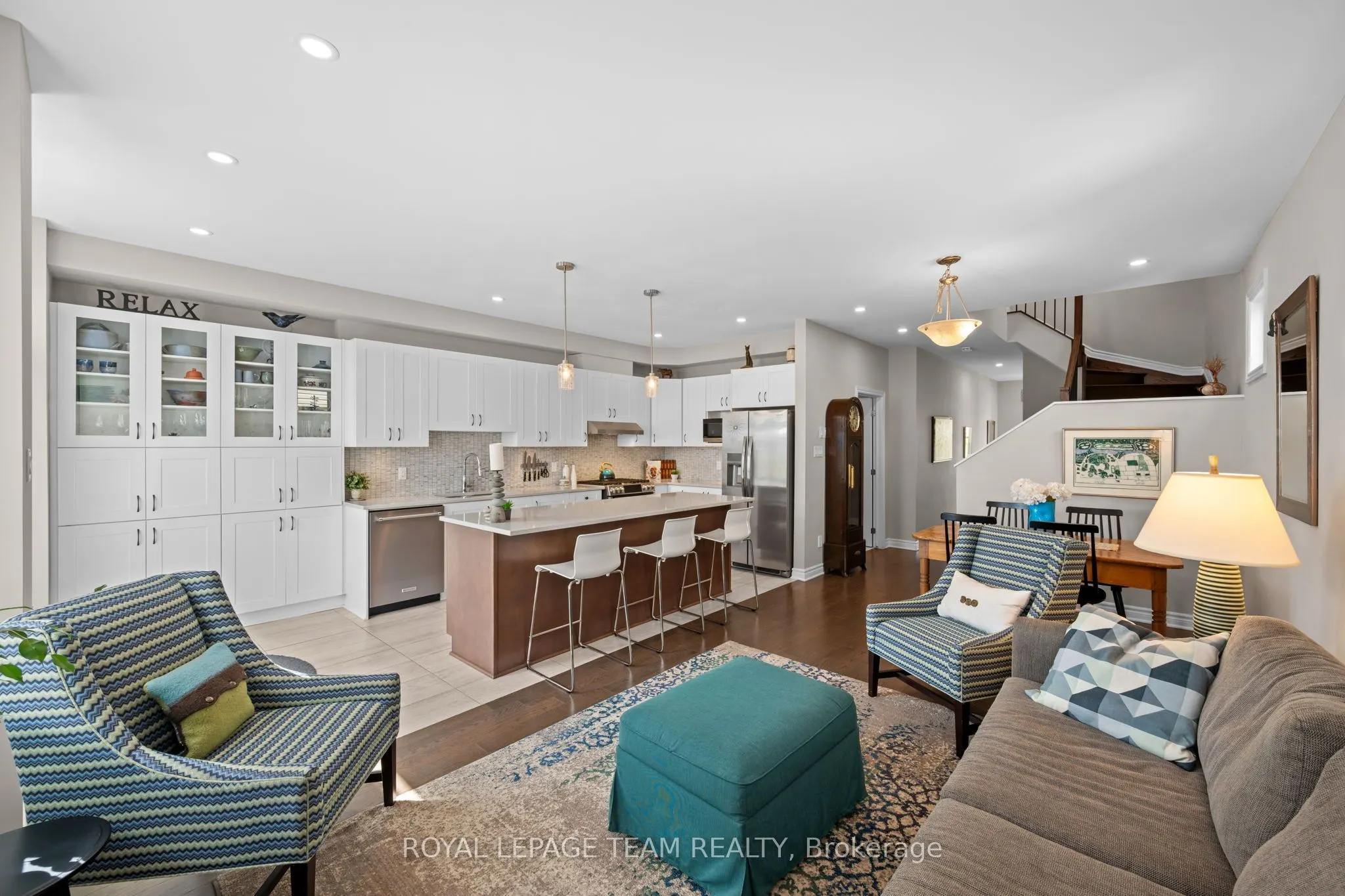 249 Kimpton Drive