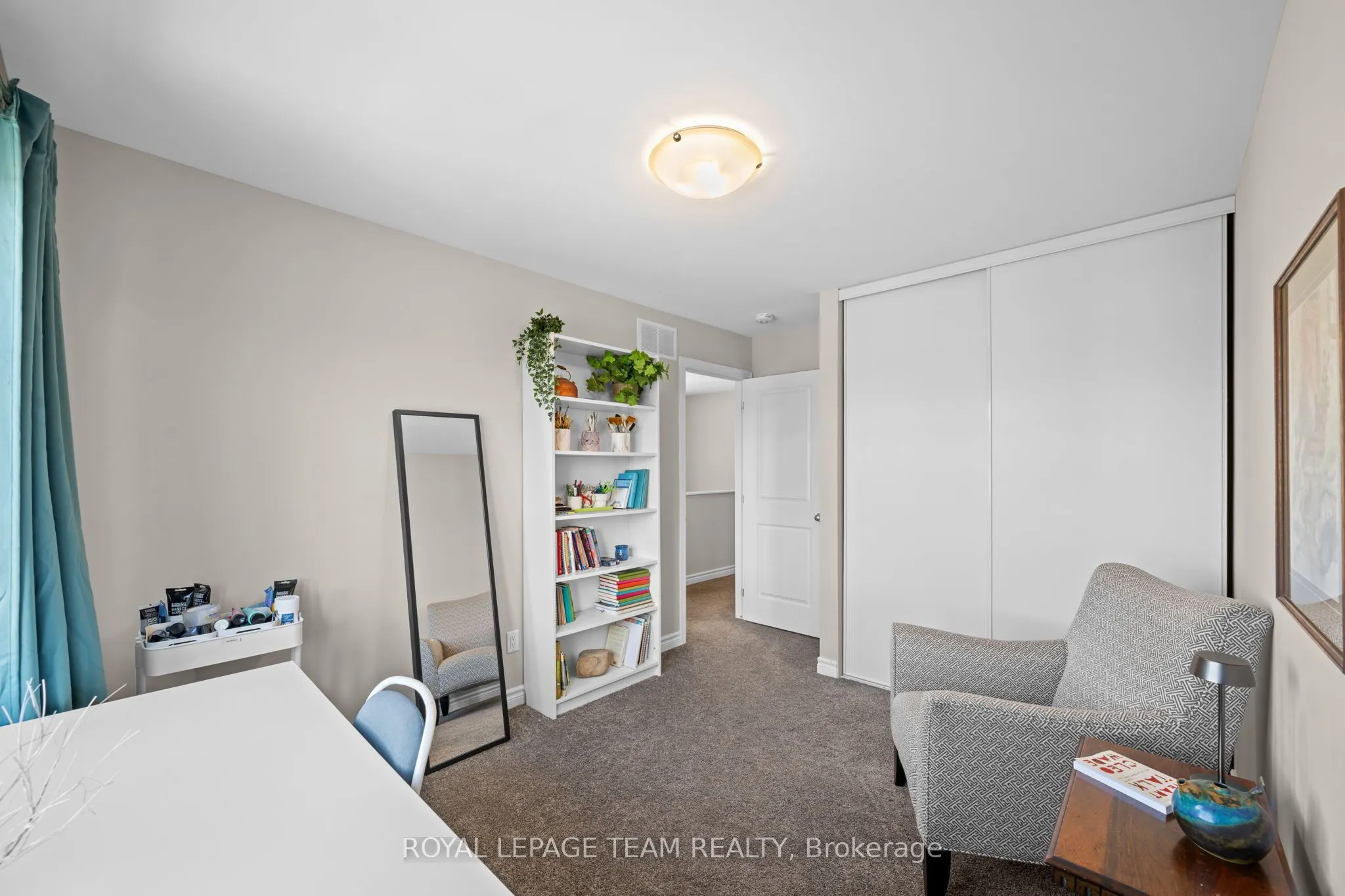 249 Kimpton Drive