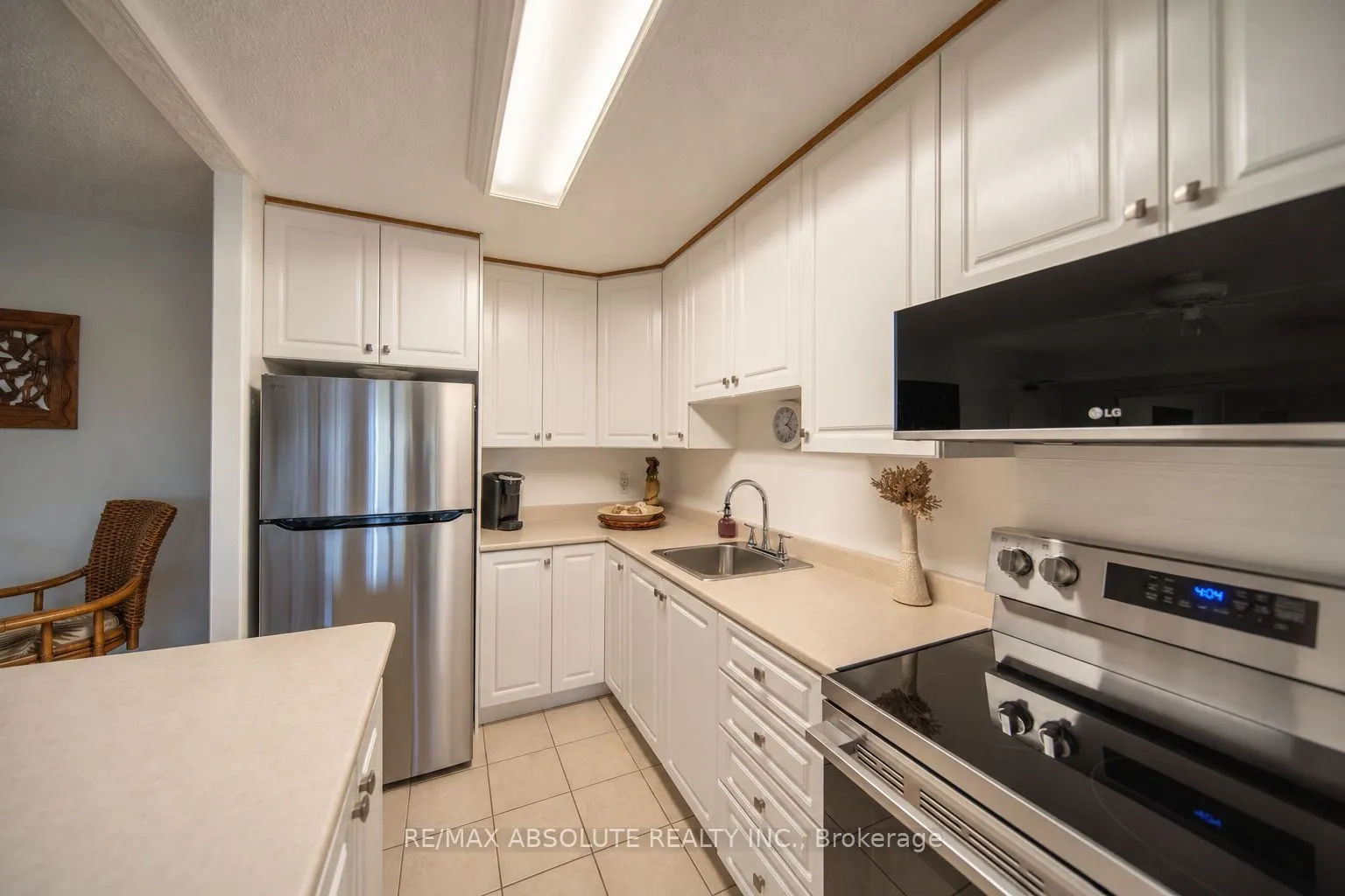 158 A Mcarthur Ave Avenue #510
