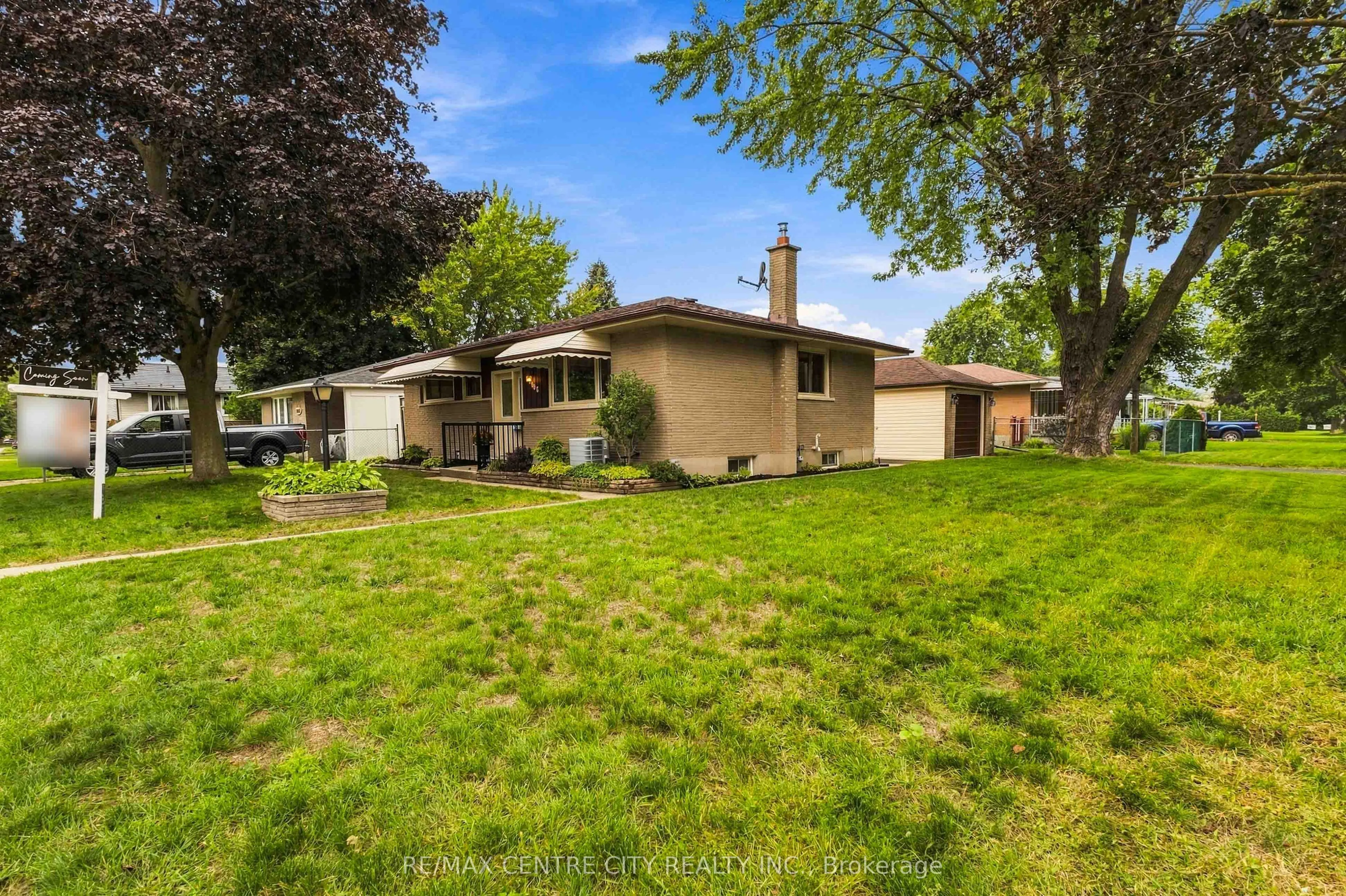 1006 Apache Road