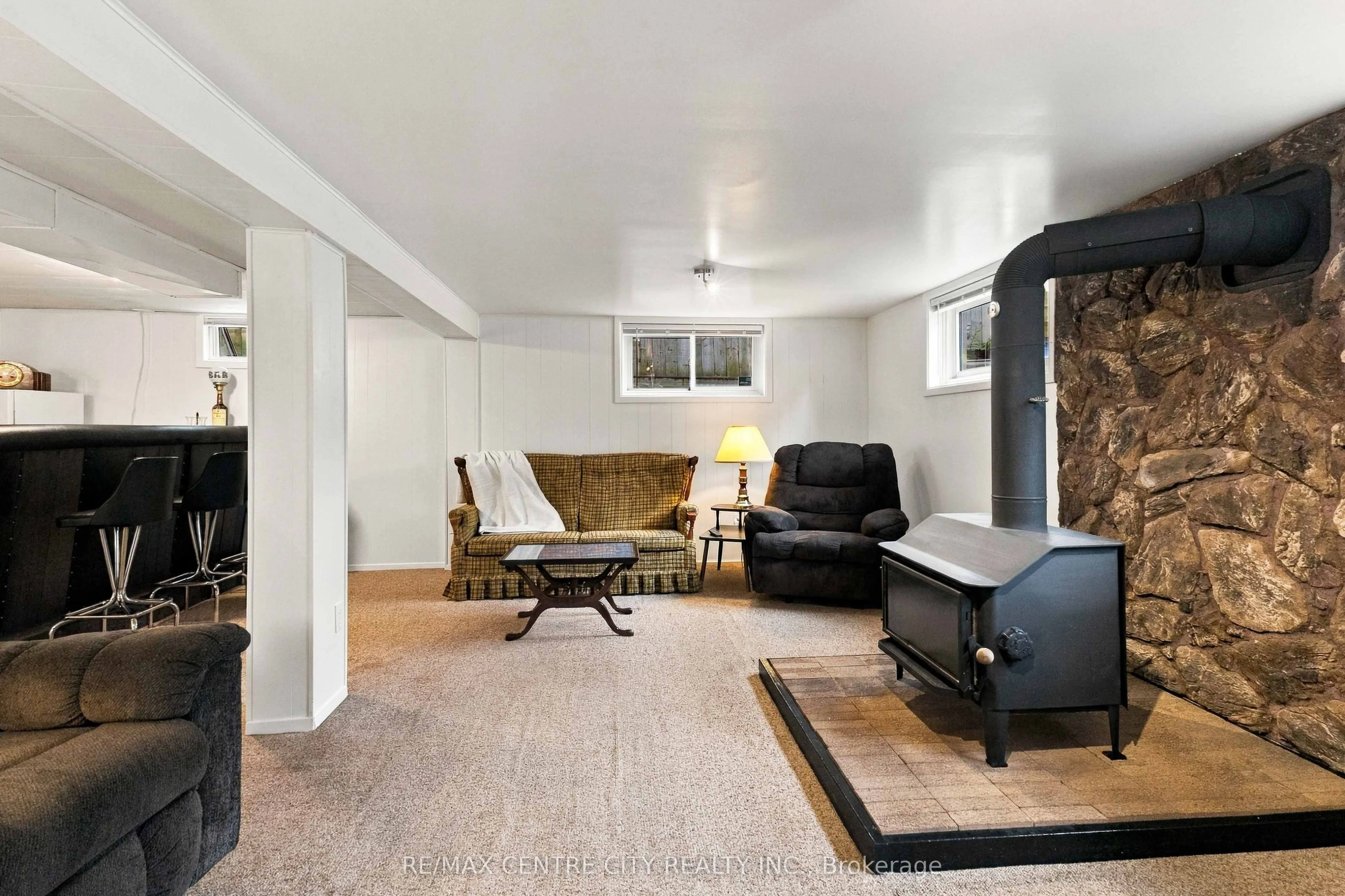 1006 Apache Road