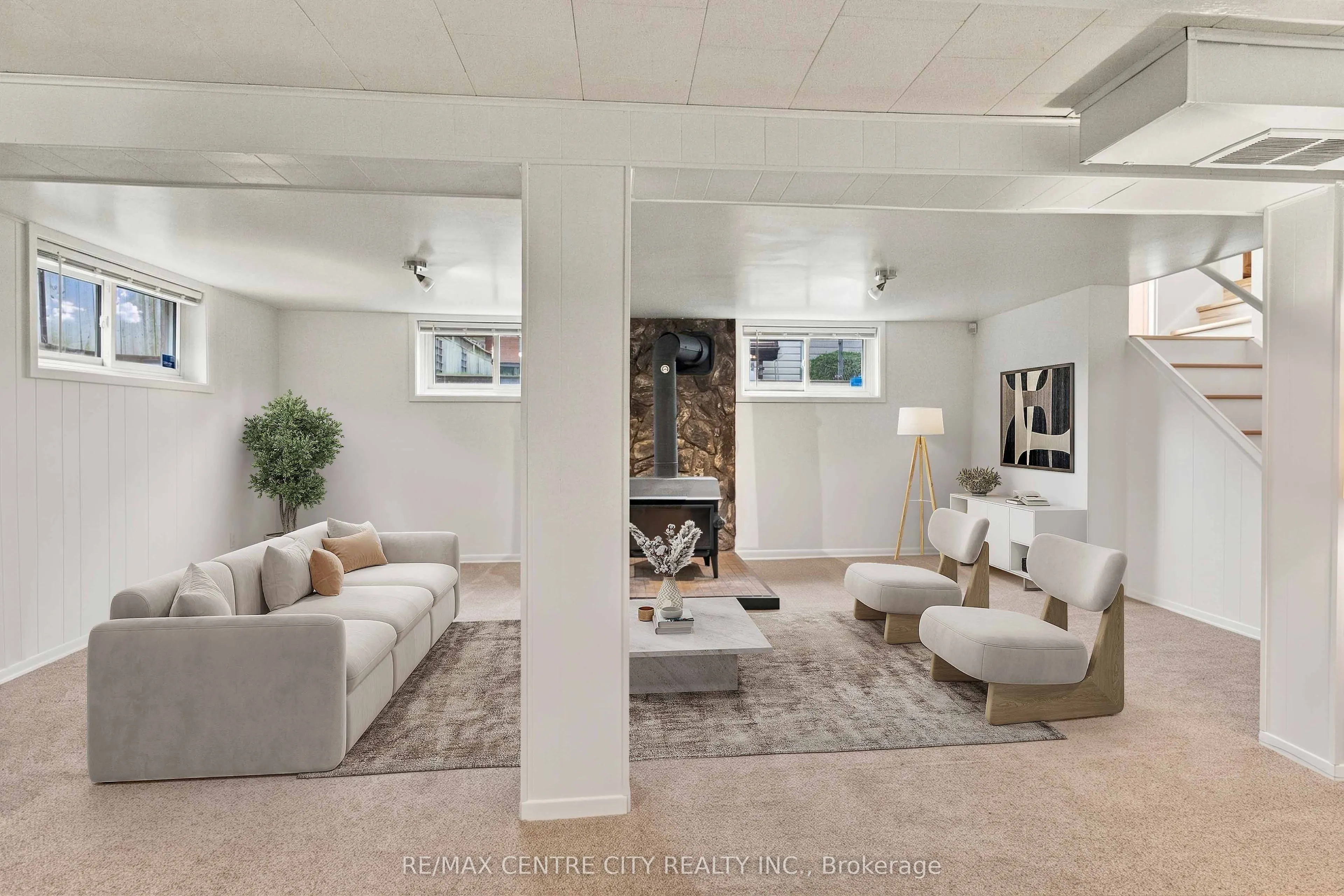 1006 Apache Road