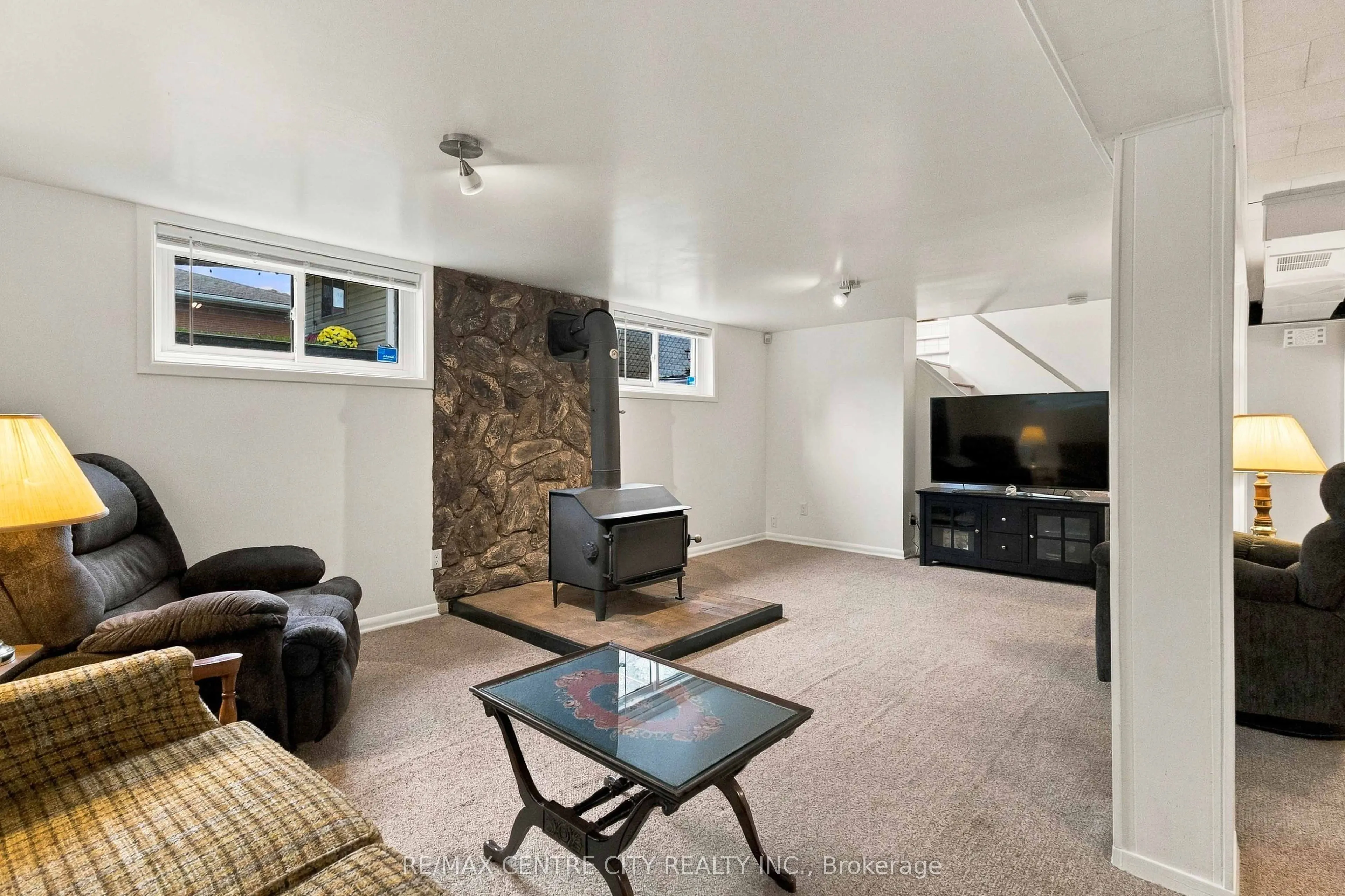 1006 Apache Road