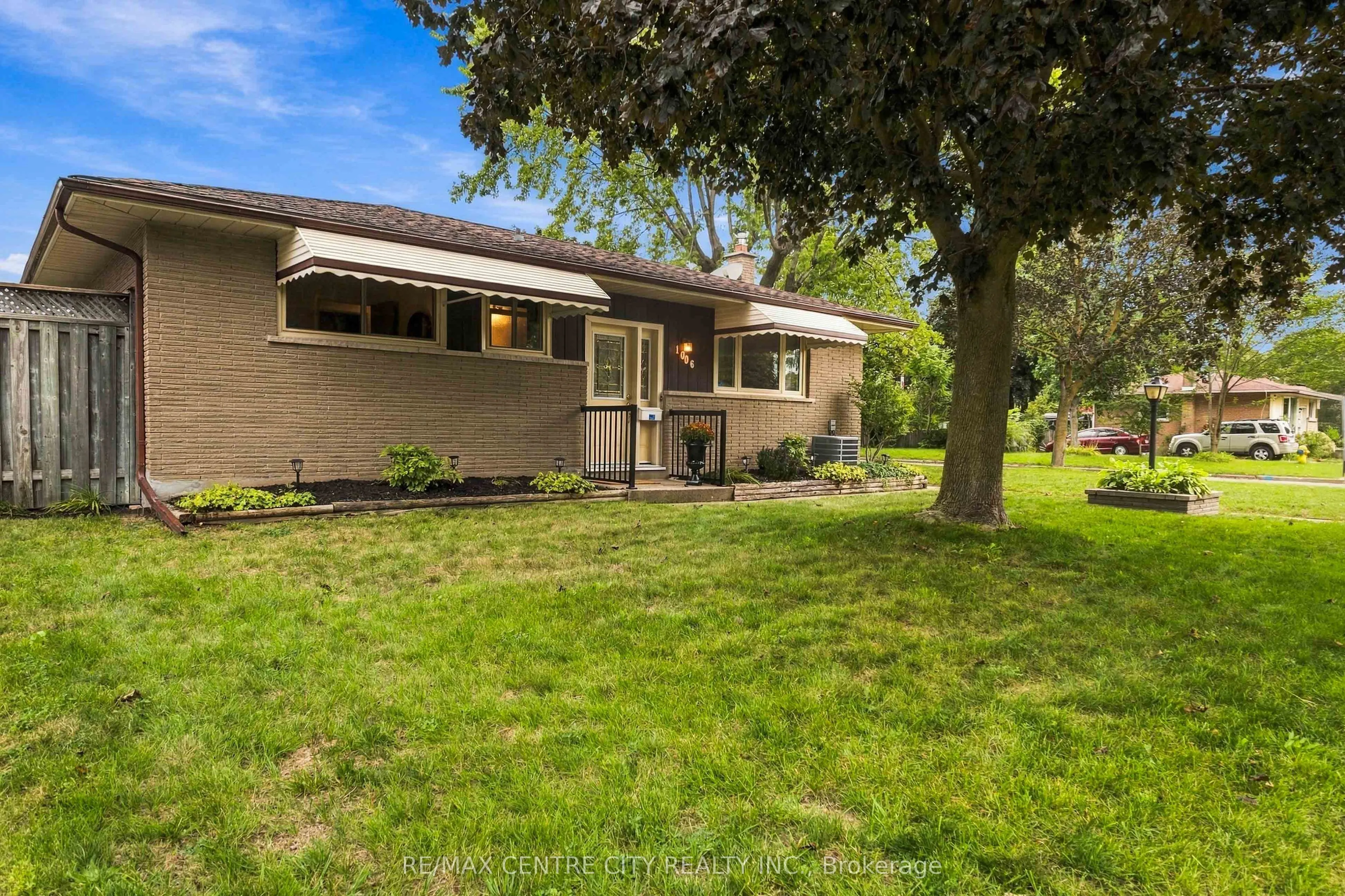 1006 Apache Road