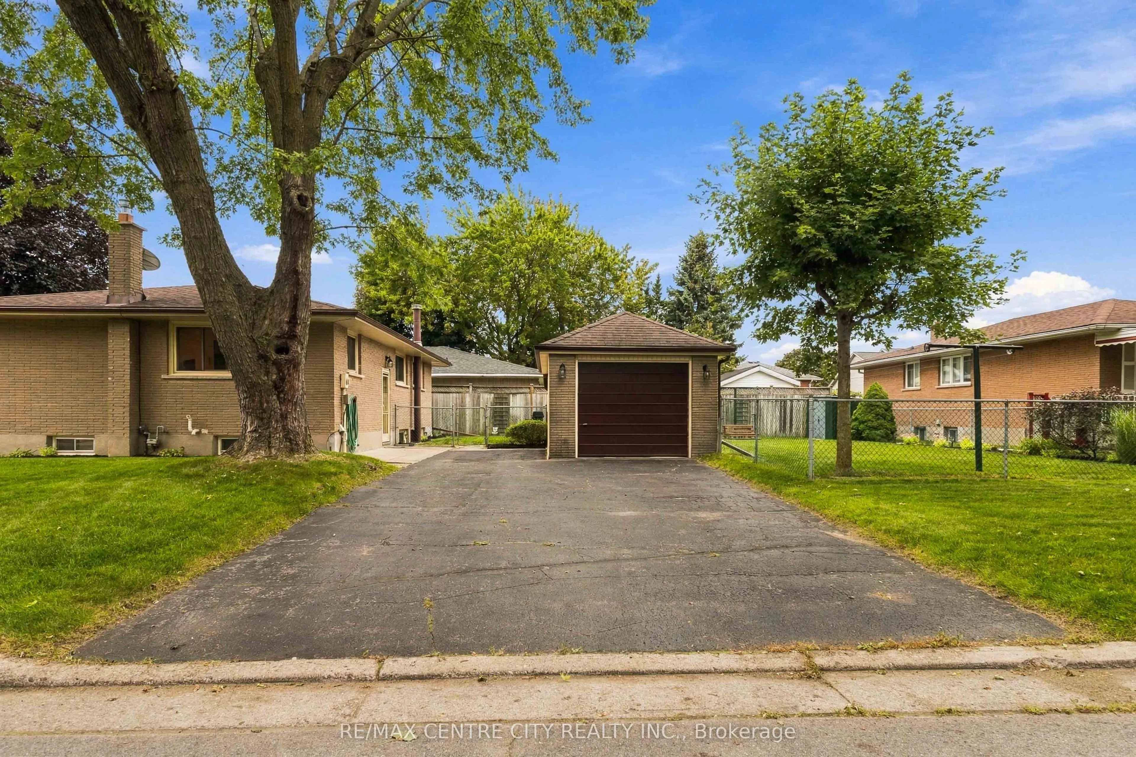 1006 Apache Road