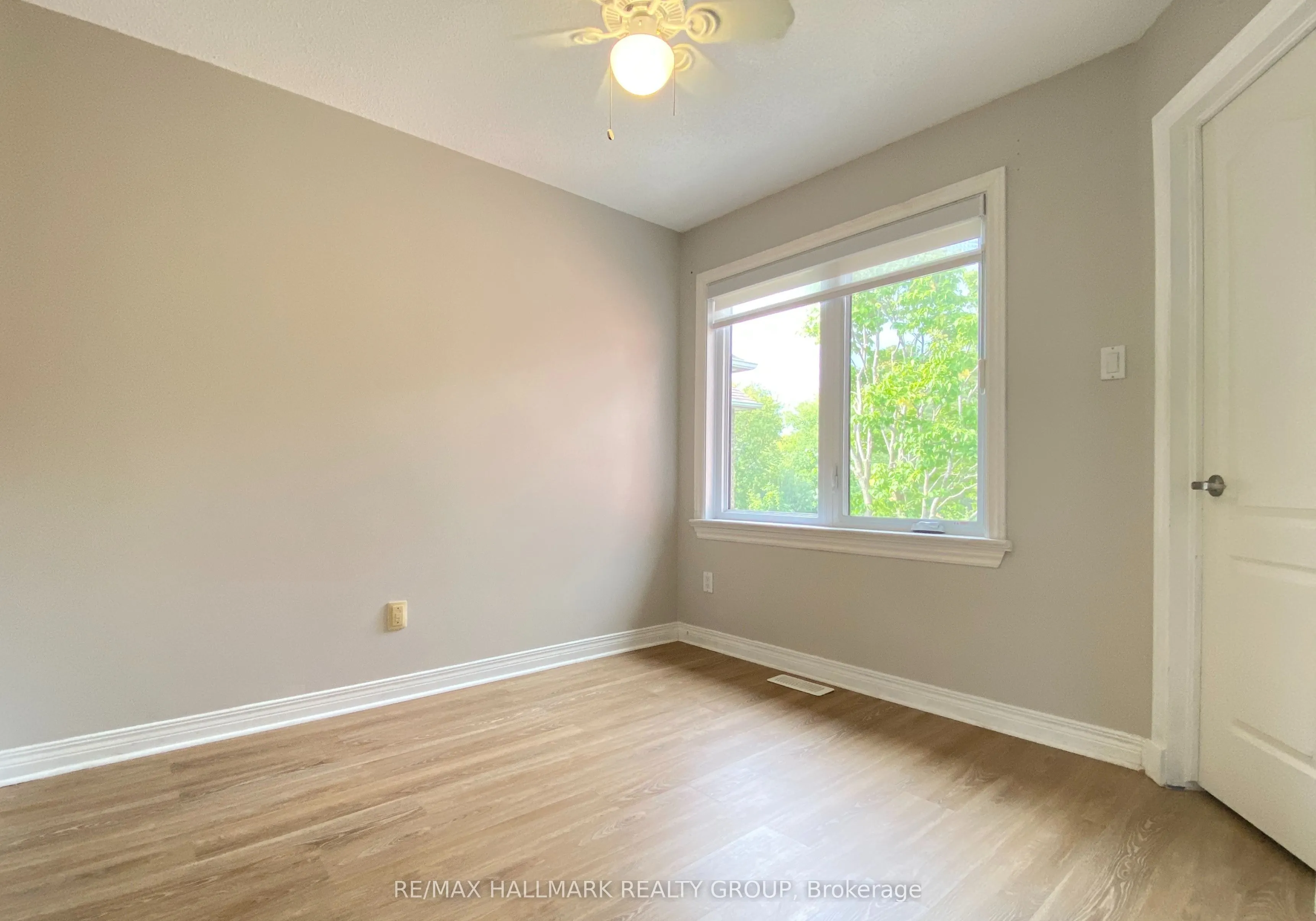 128 GRENADIER Way