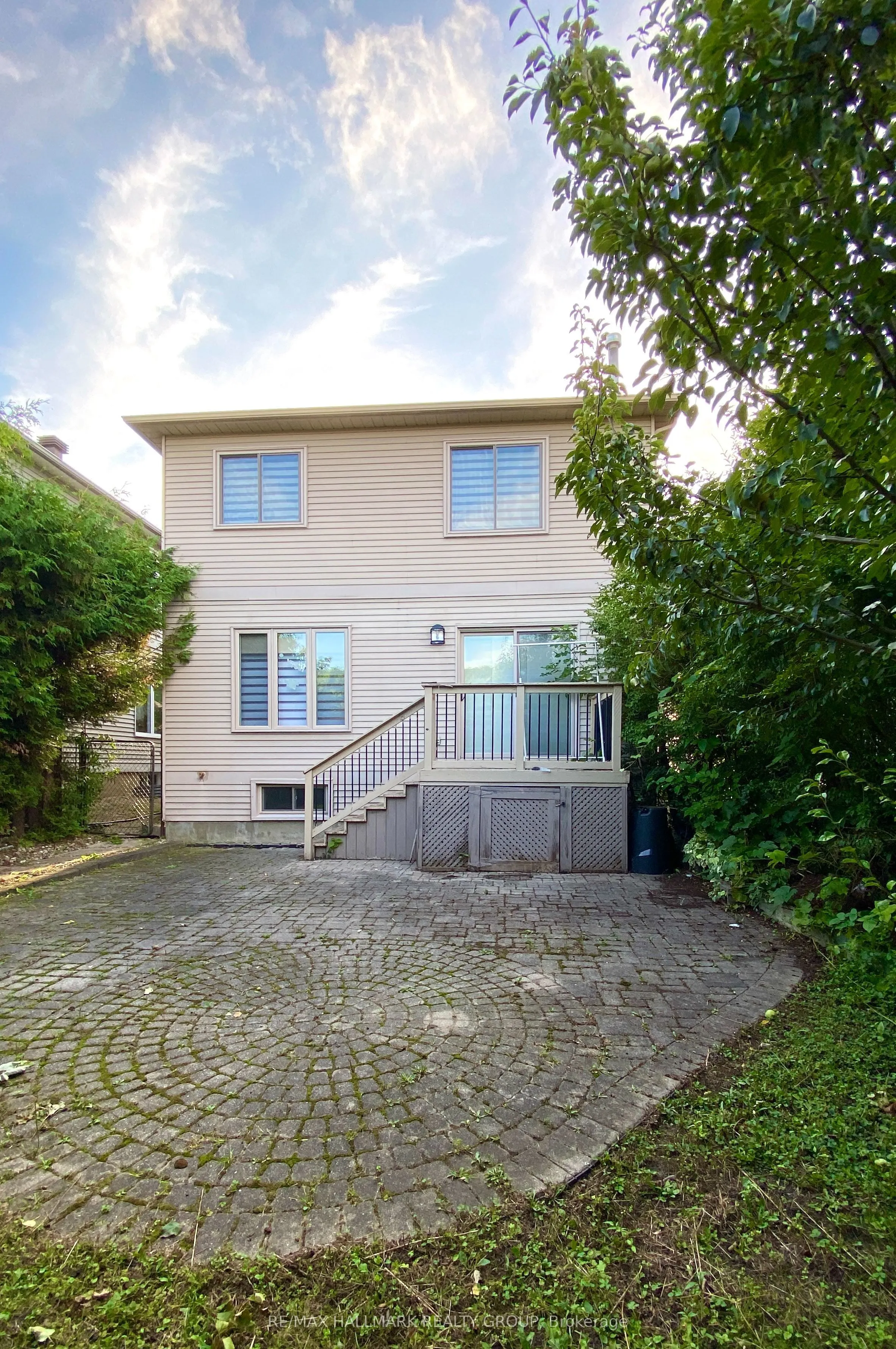 128 GRENADIER Way