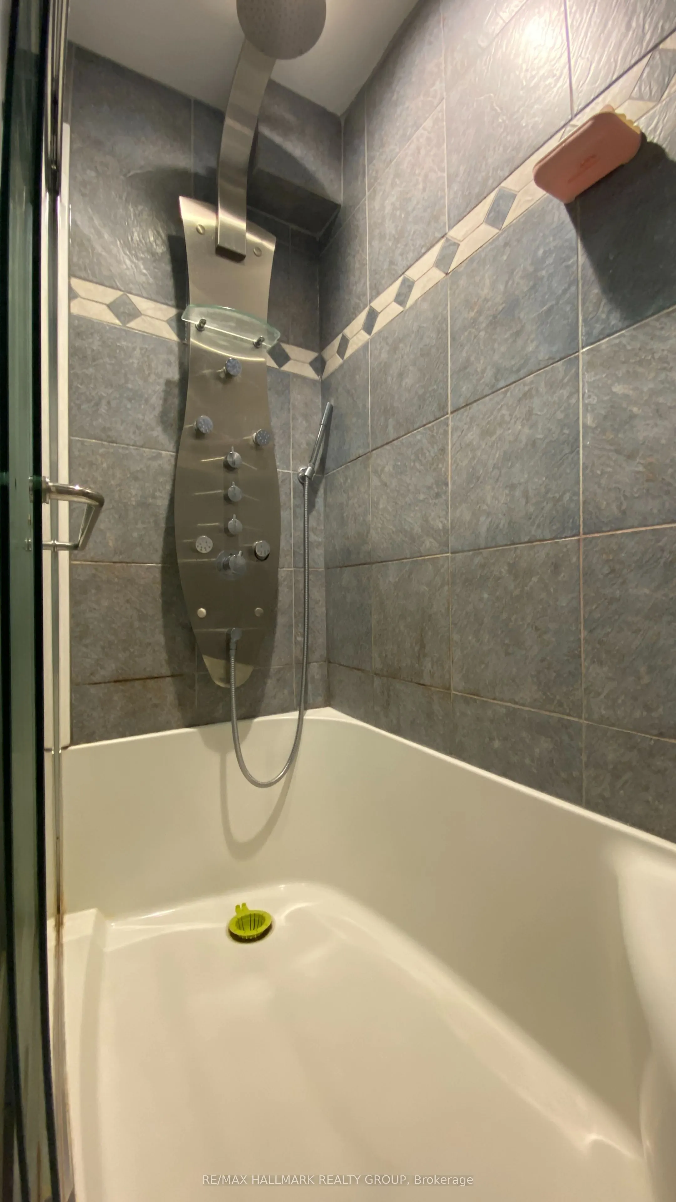 128 GRENADIER Way