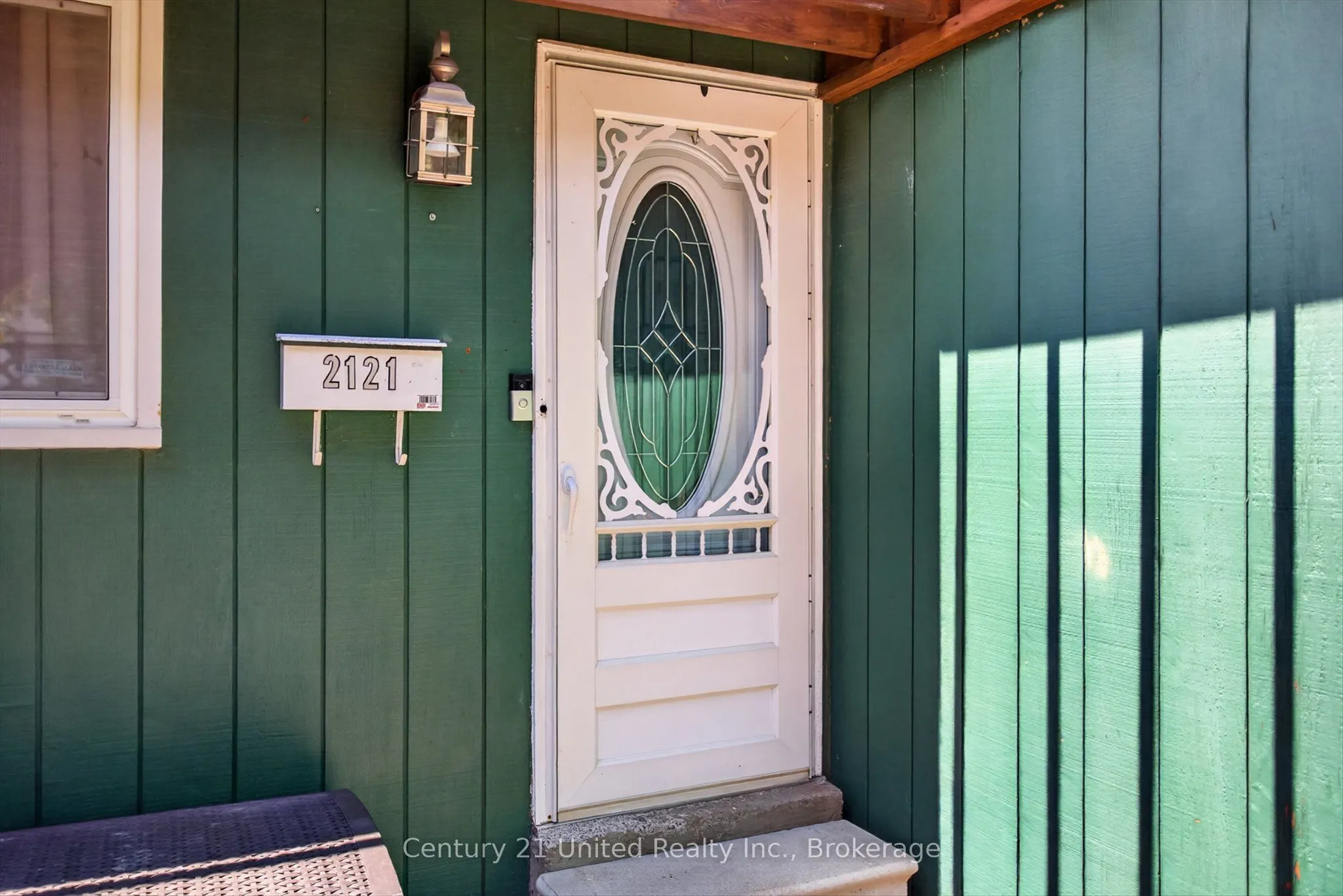 2121 Meadowview Road