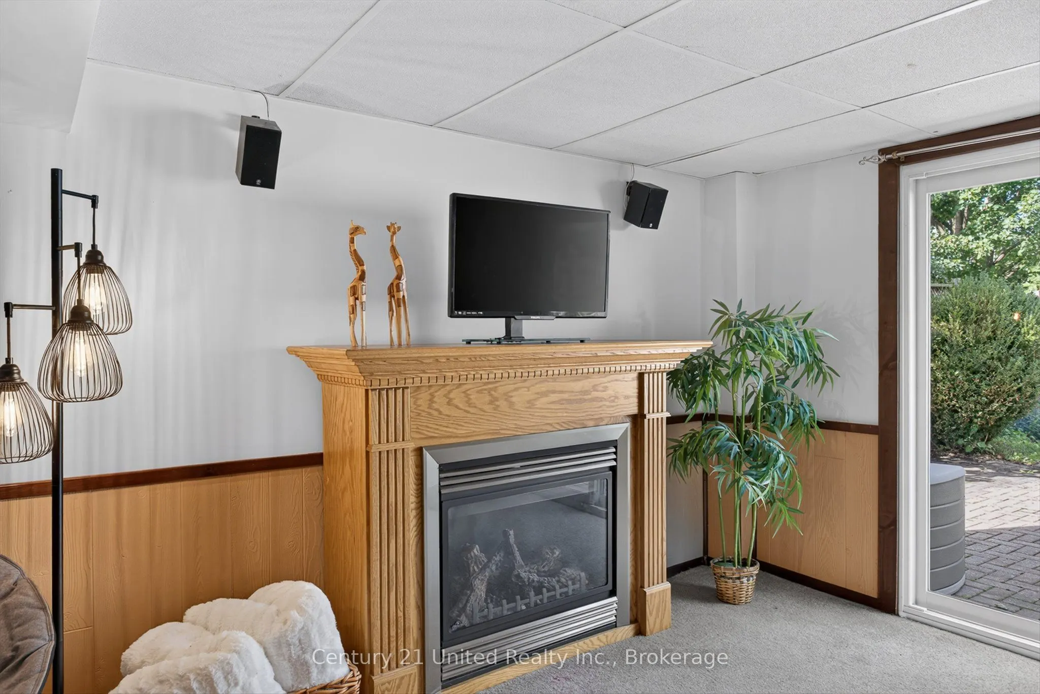 2121 Meadowview Road