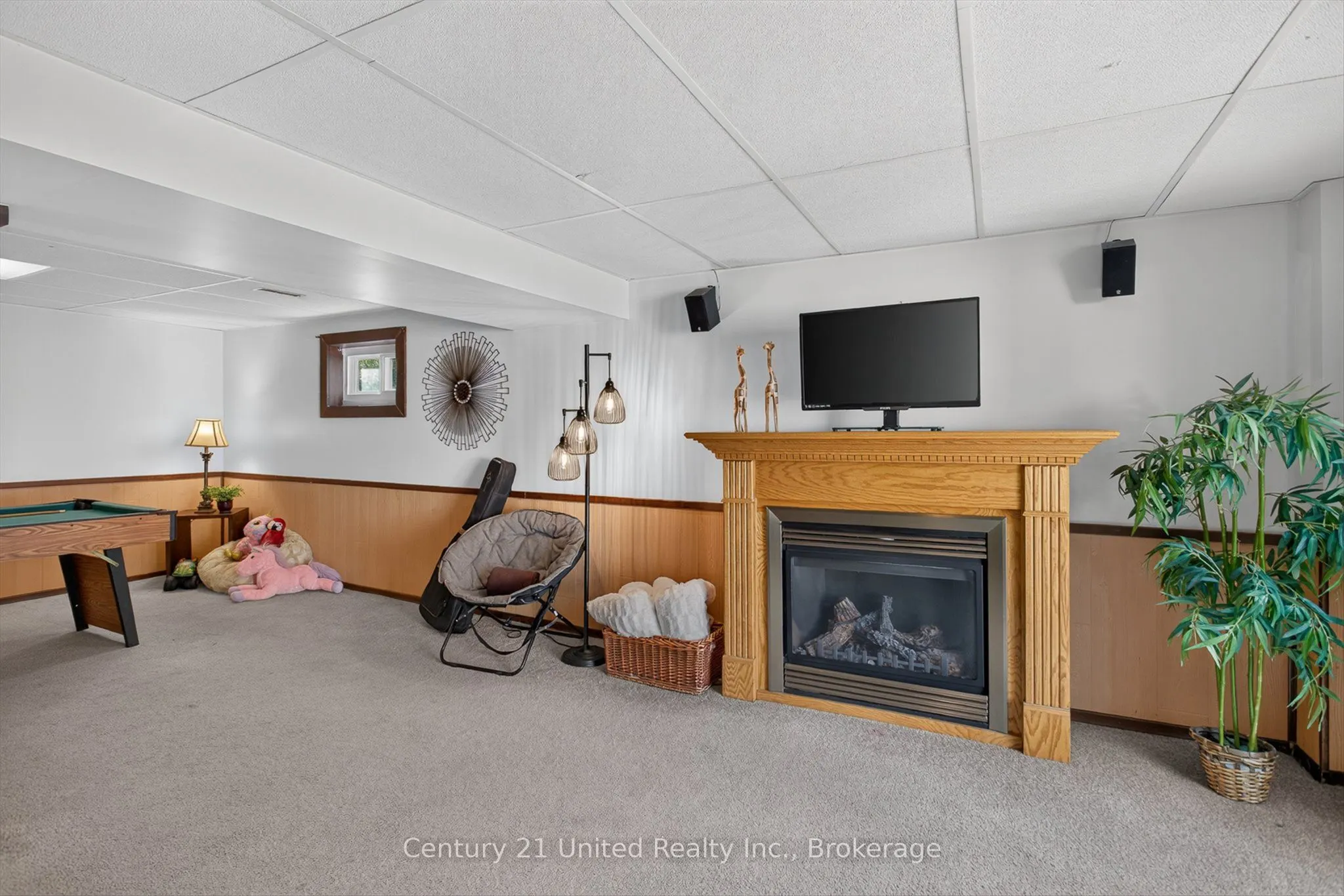 2121 Meadowview Road
