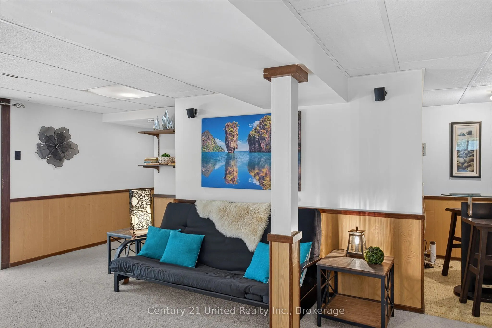 2121 Meadowview Road