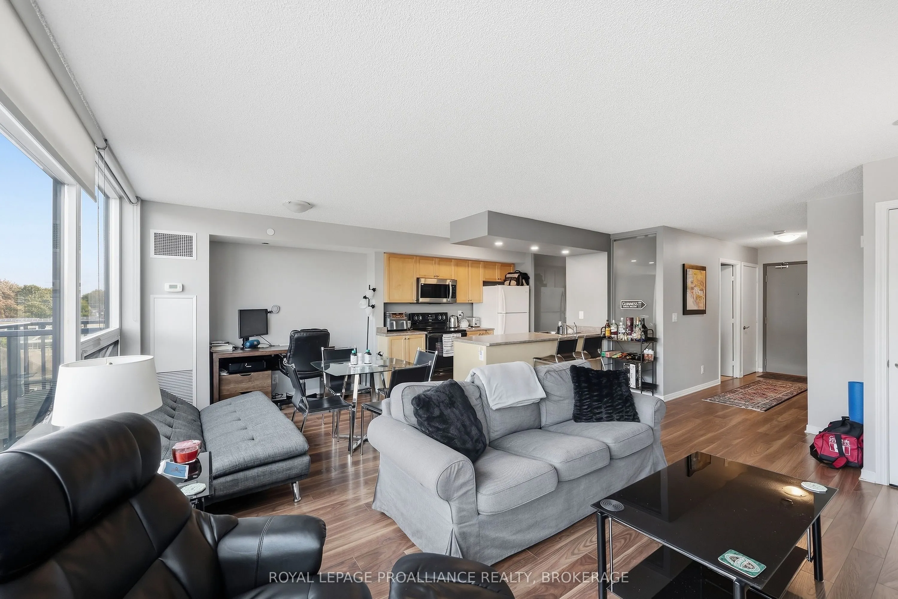 121 Queen Street #501