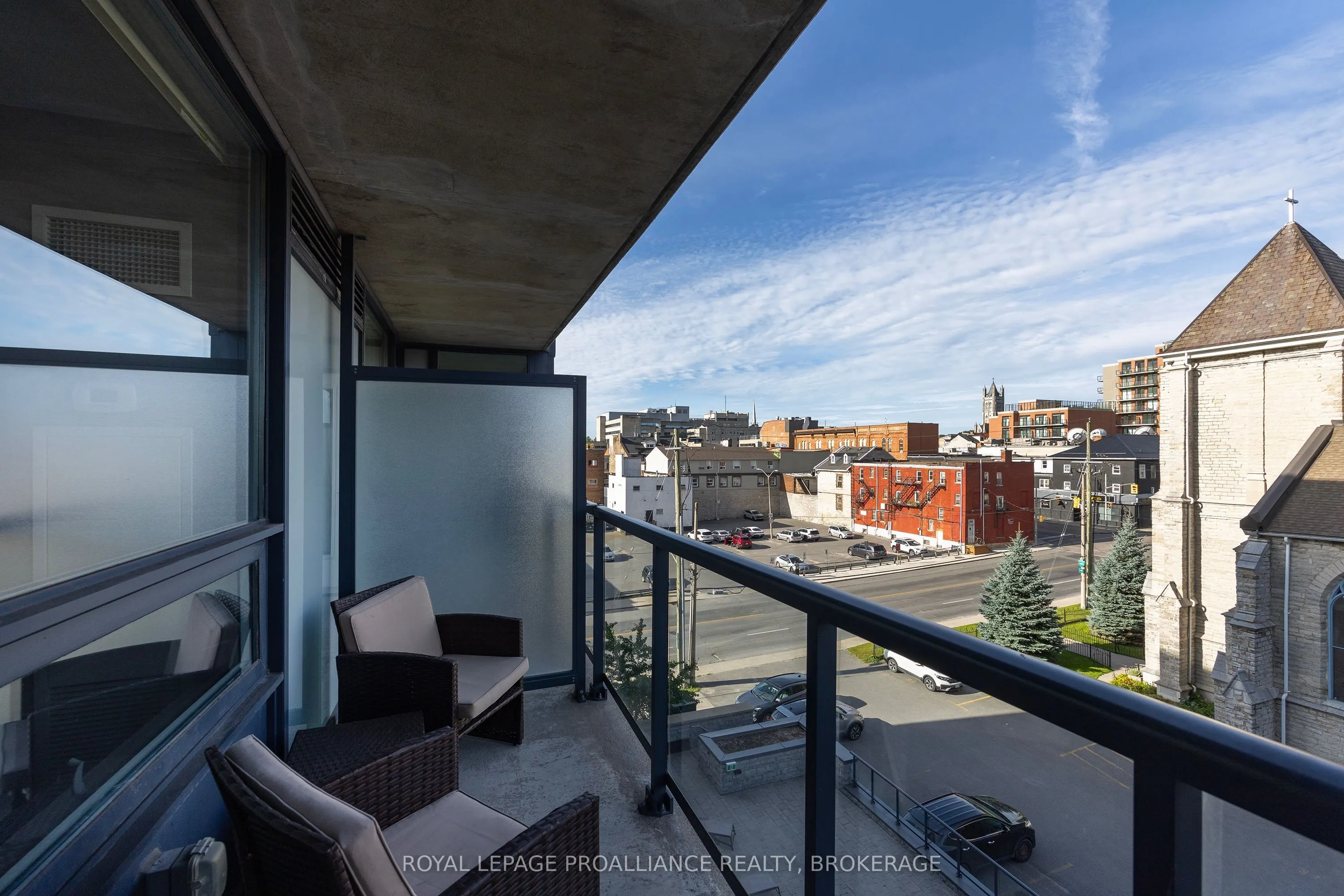 121 Queen Street #501