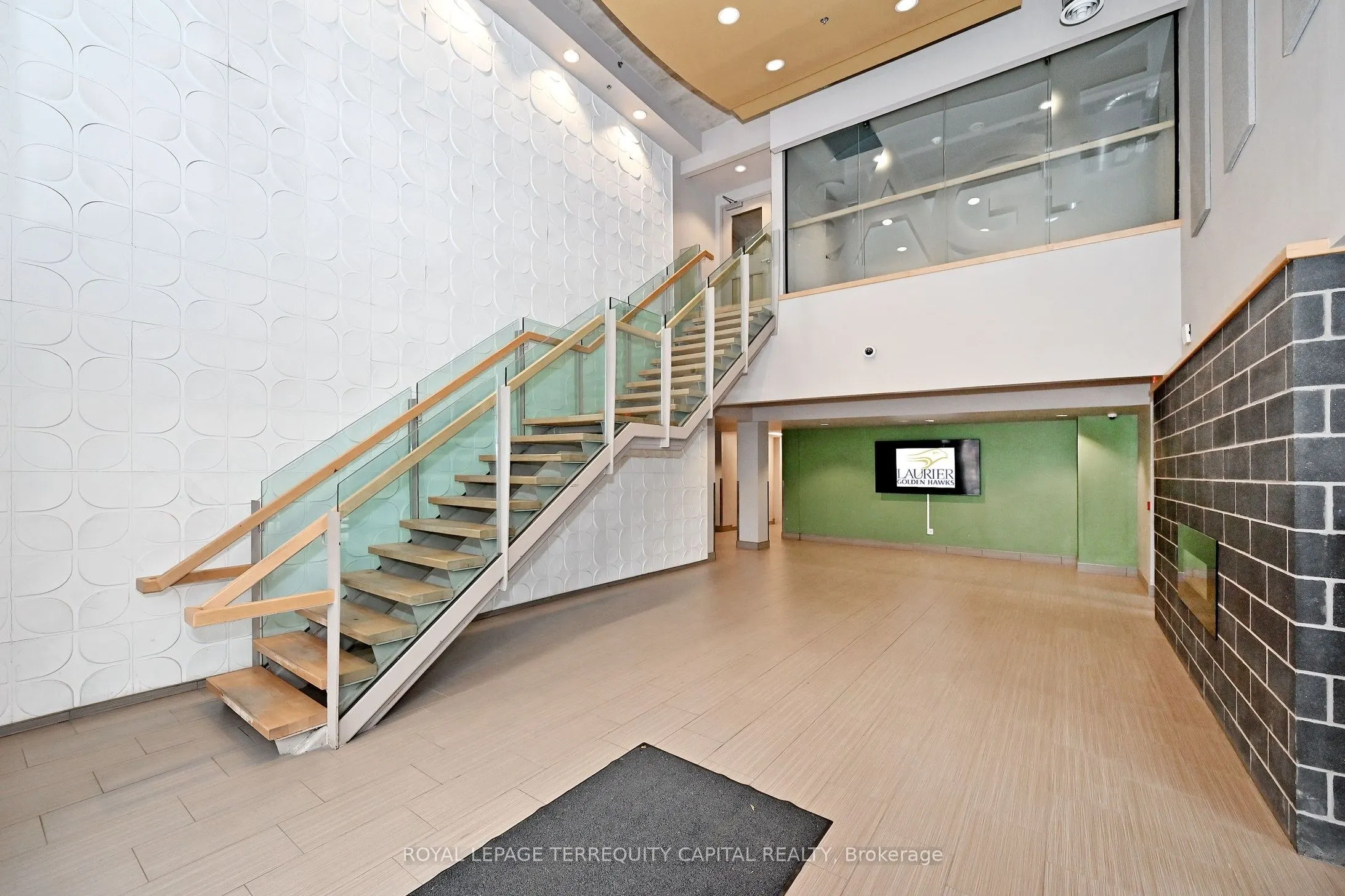 8 Hickory Street #803