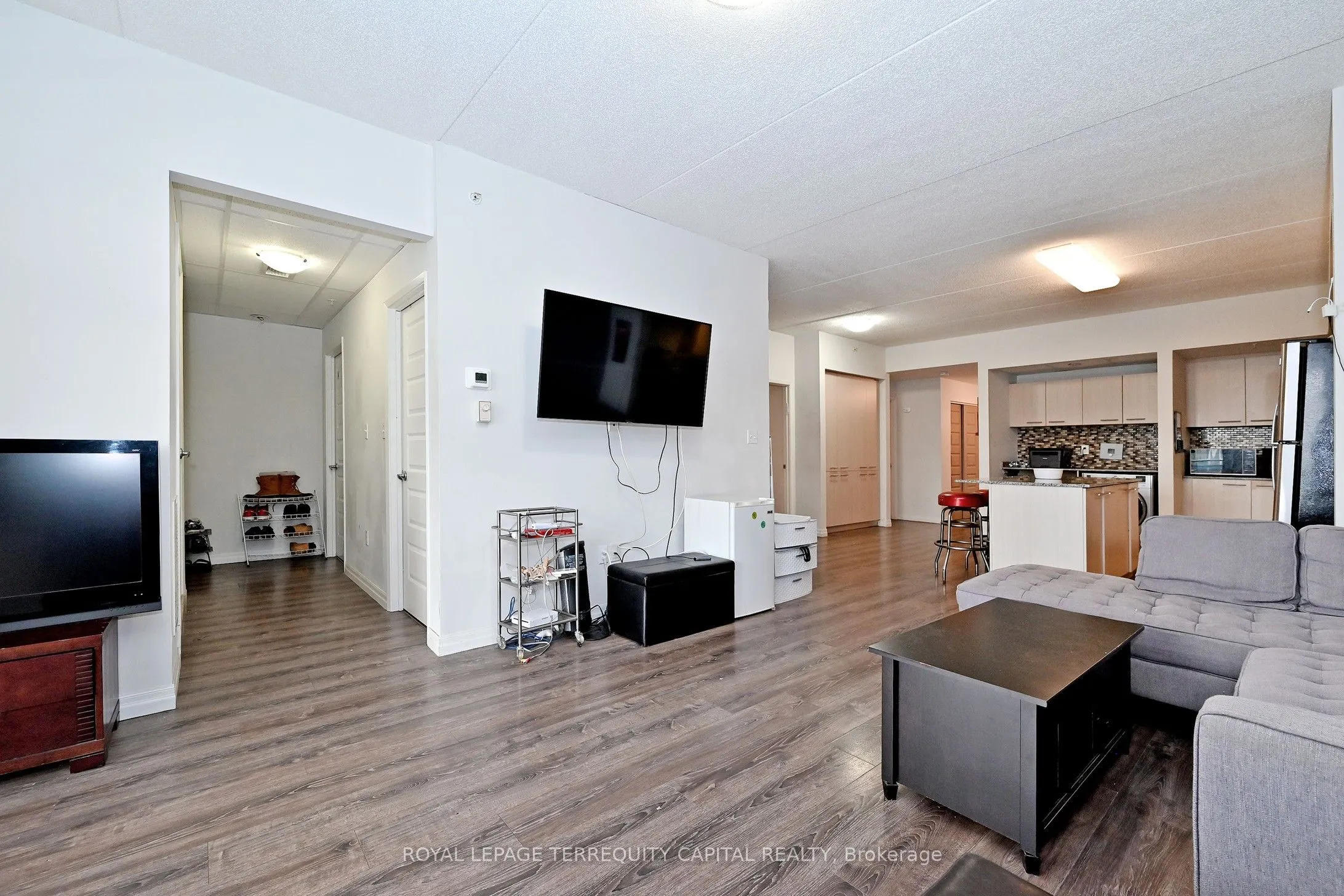 8 Hickory Street #803