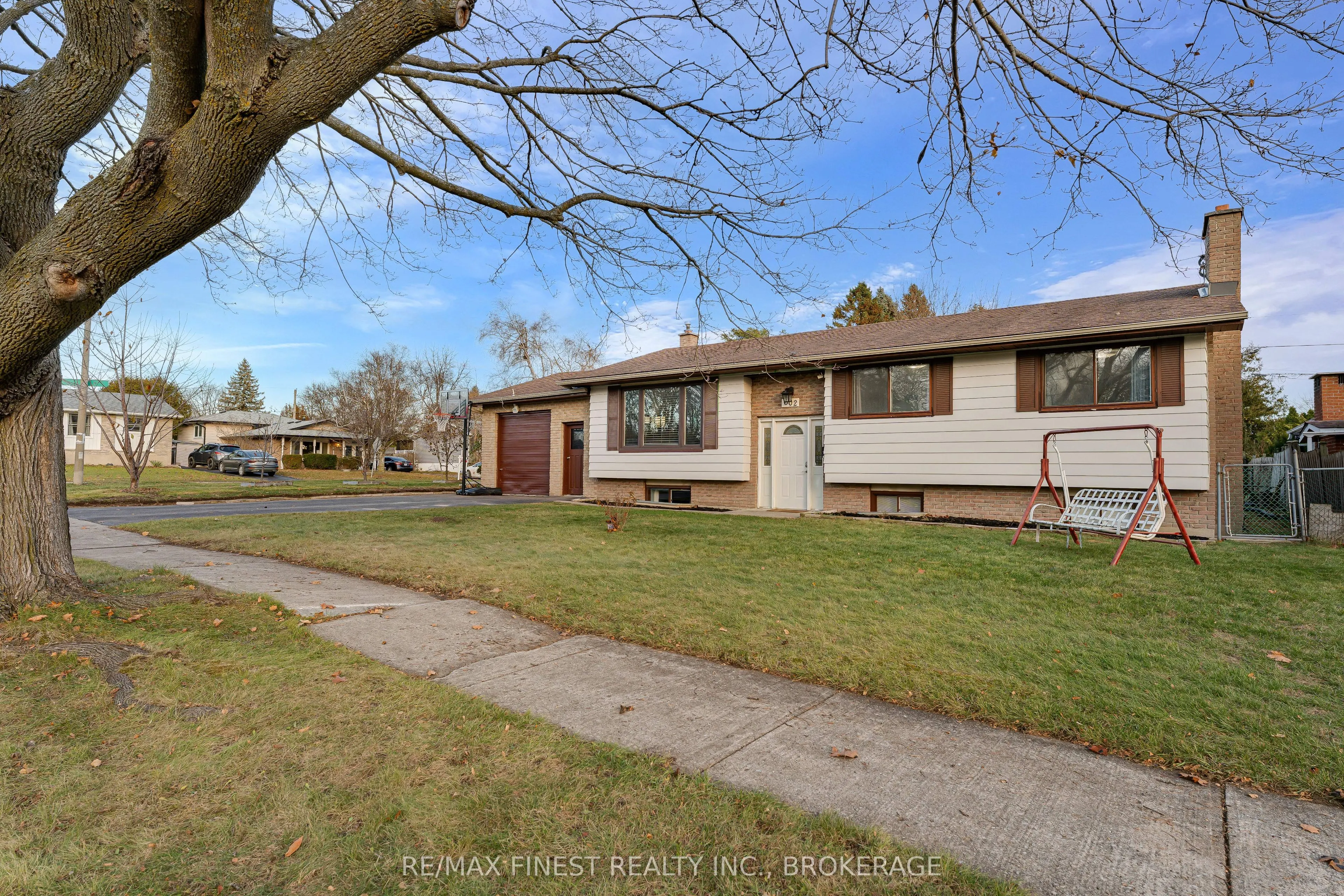602 Watford Place