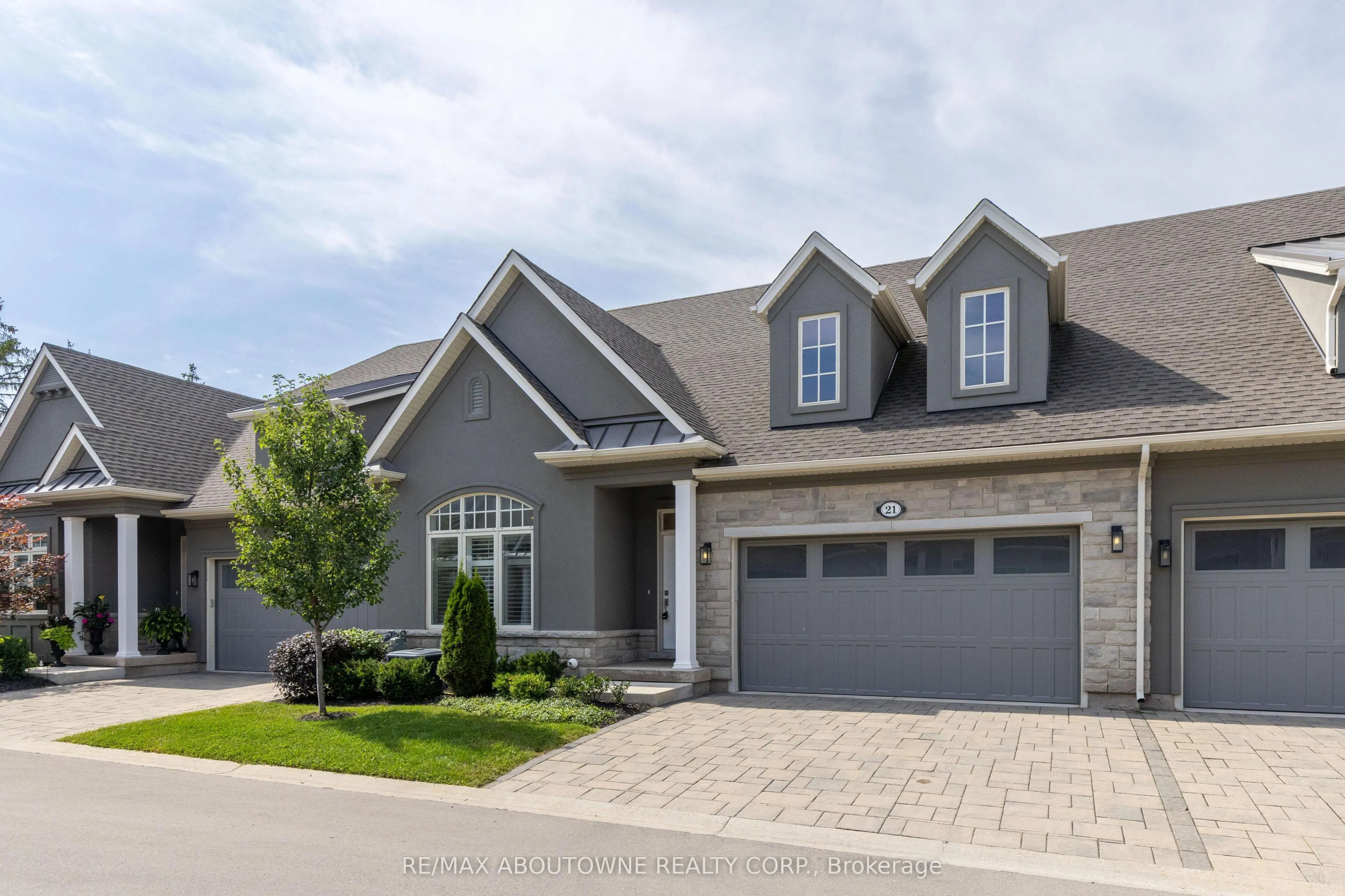21 Sassafras Row #17