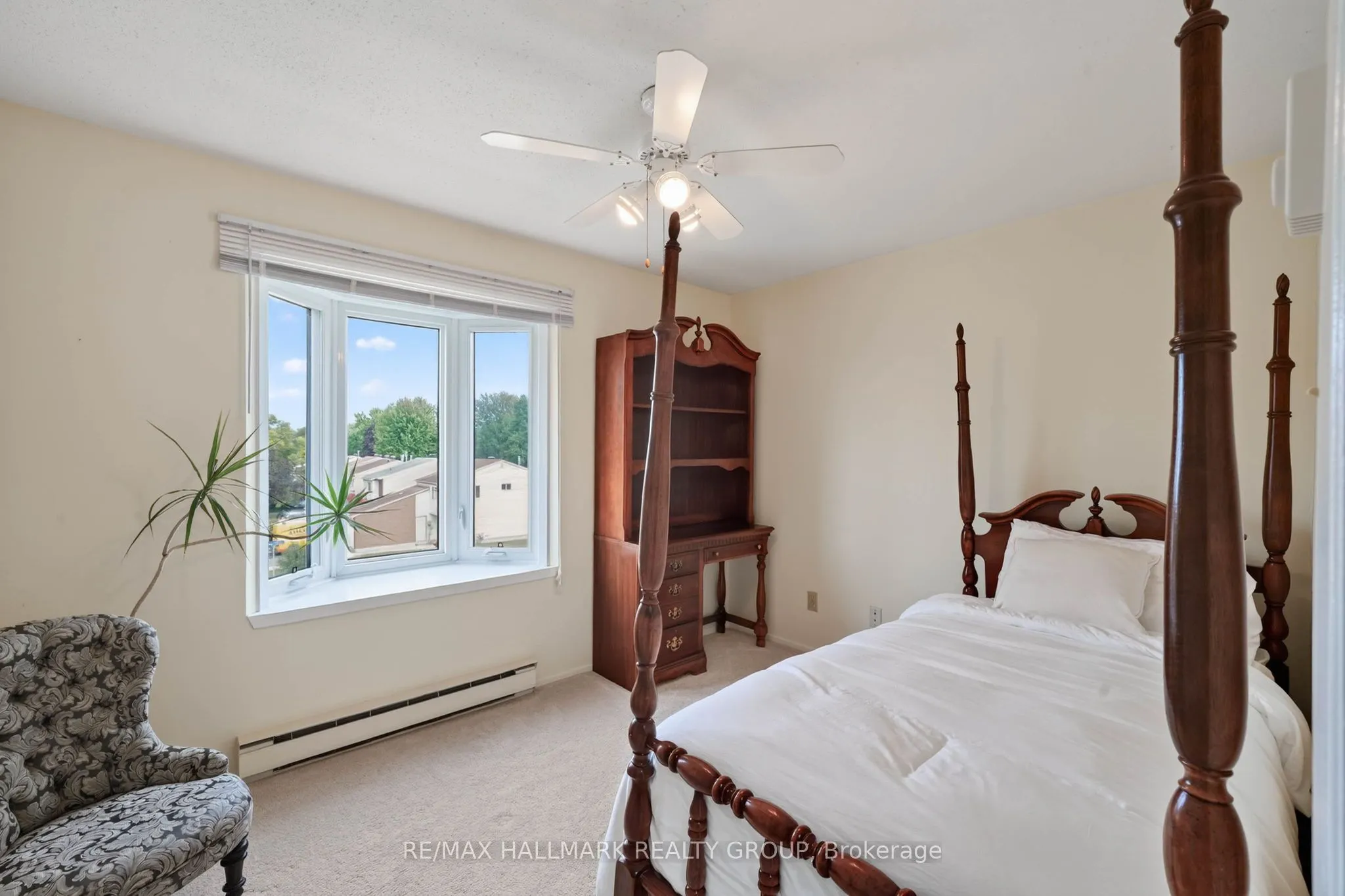 6786 Jeanne Darc Boulevard N #B