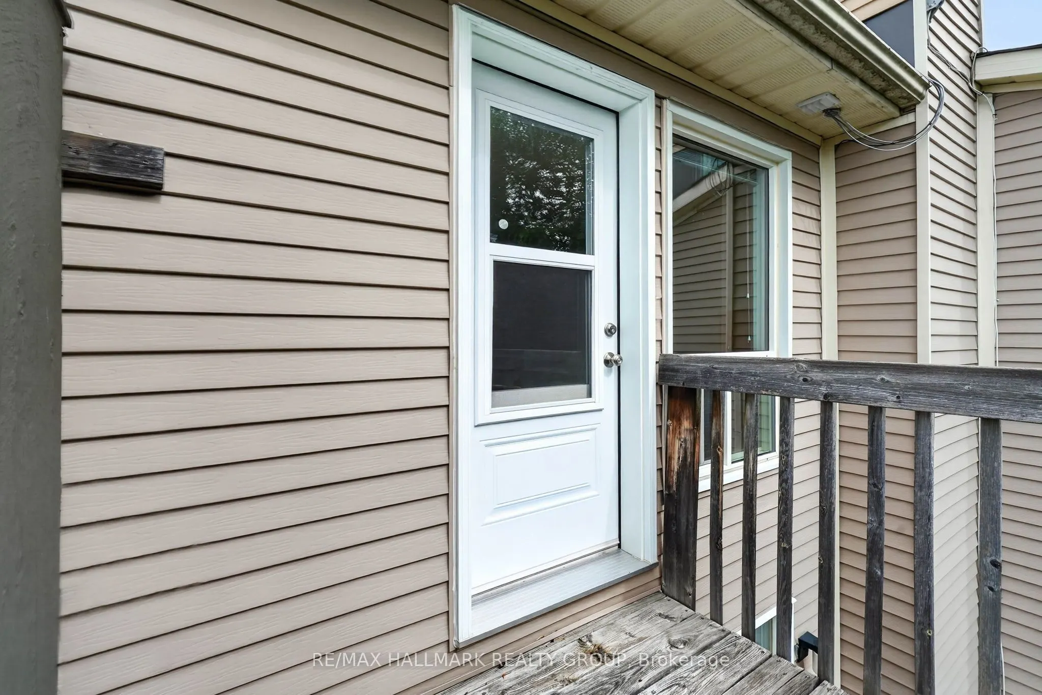6786 Jeanne Darc Boulevard N #B