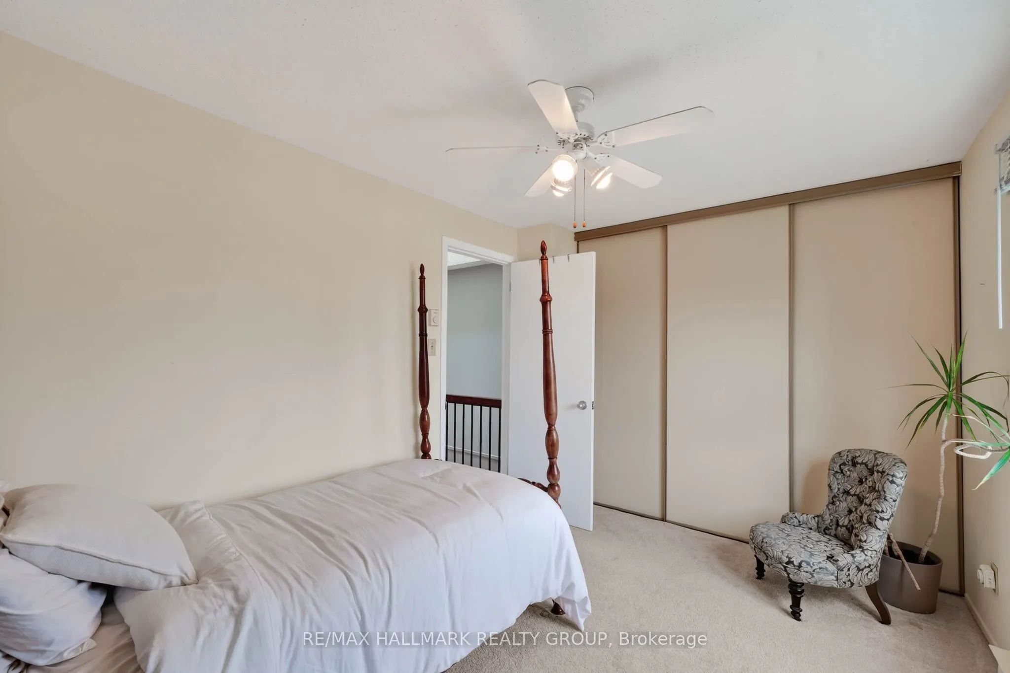 6786 Jeanne Darc Boulevard N #B