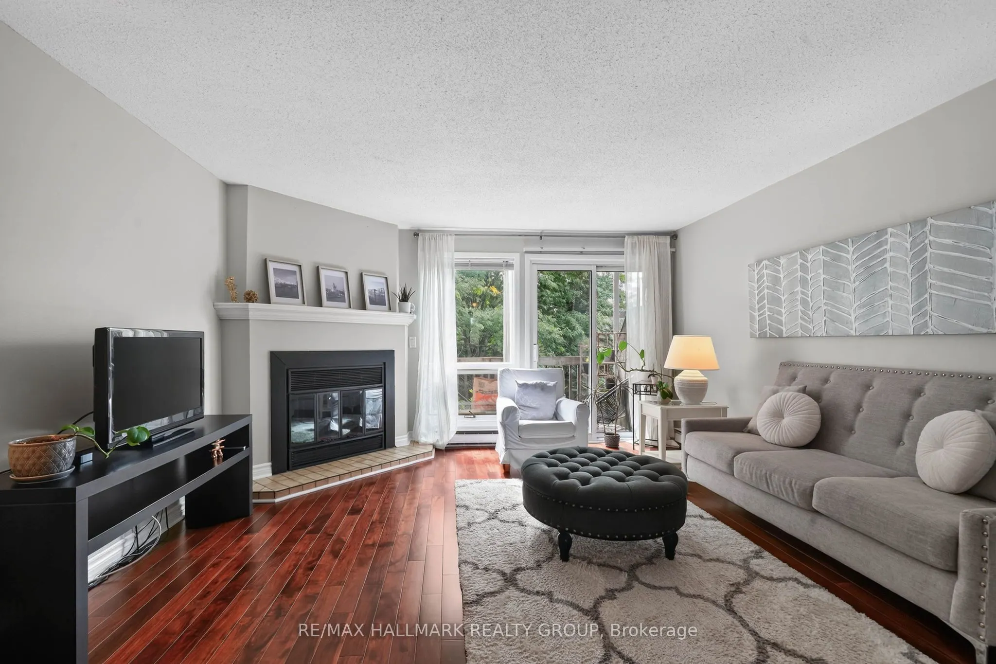 6786 Jeanne Darc Boulevard N #B