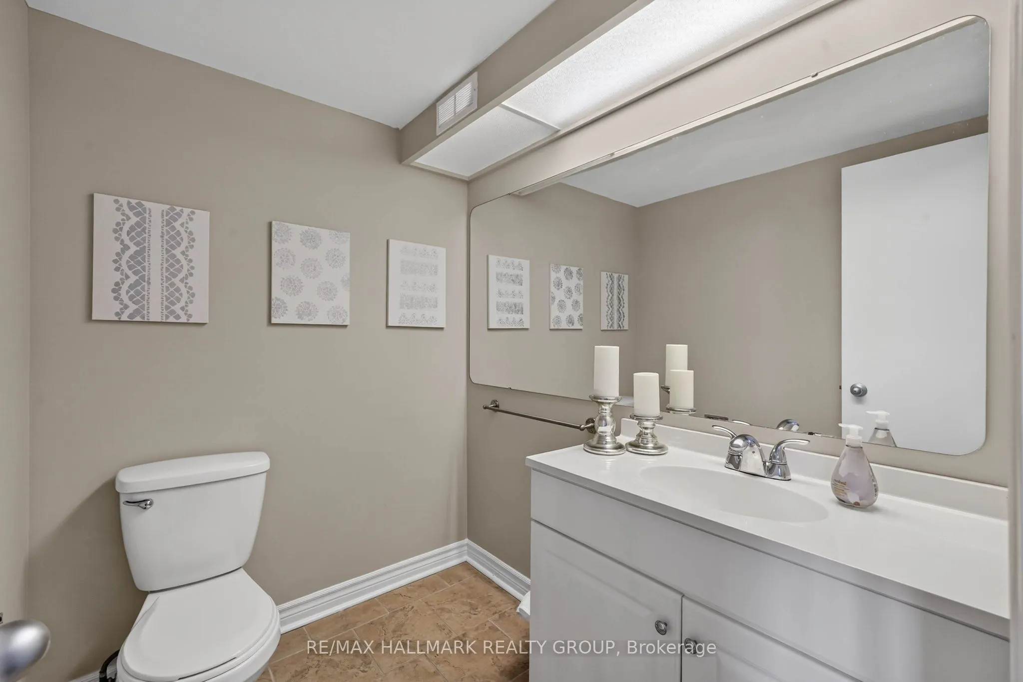 6786 Jeanne Darc Boulevard N #B