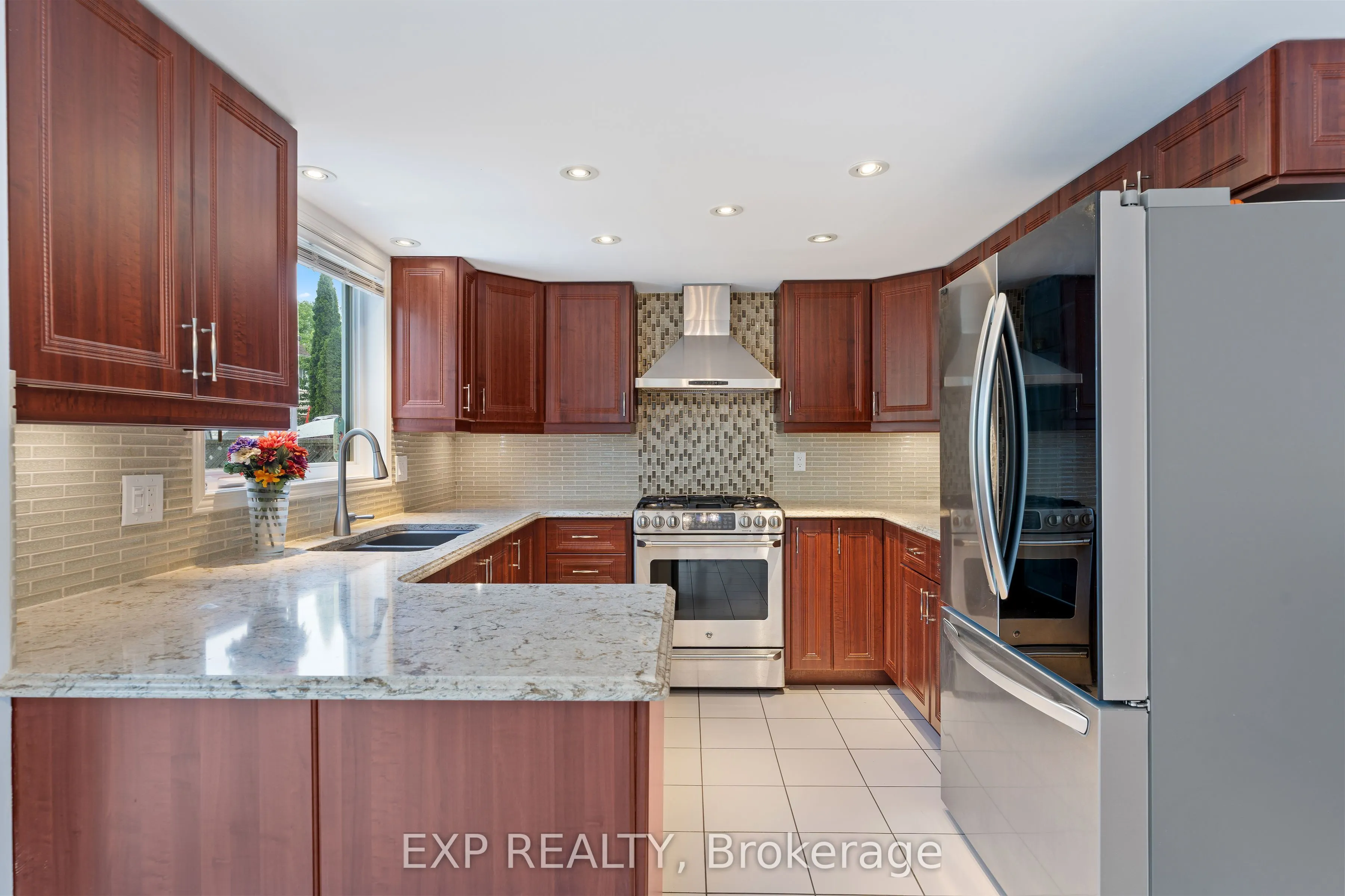 1552 Blohm Drive