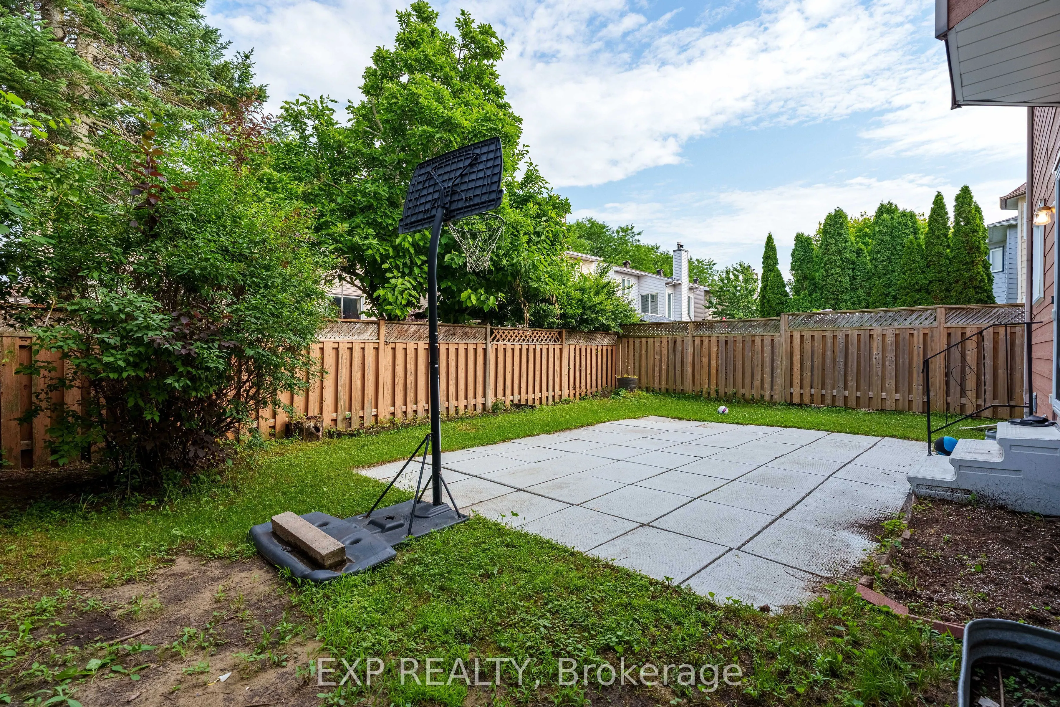 1552 Blohm Drive
