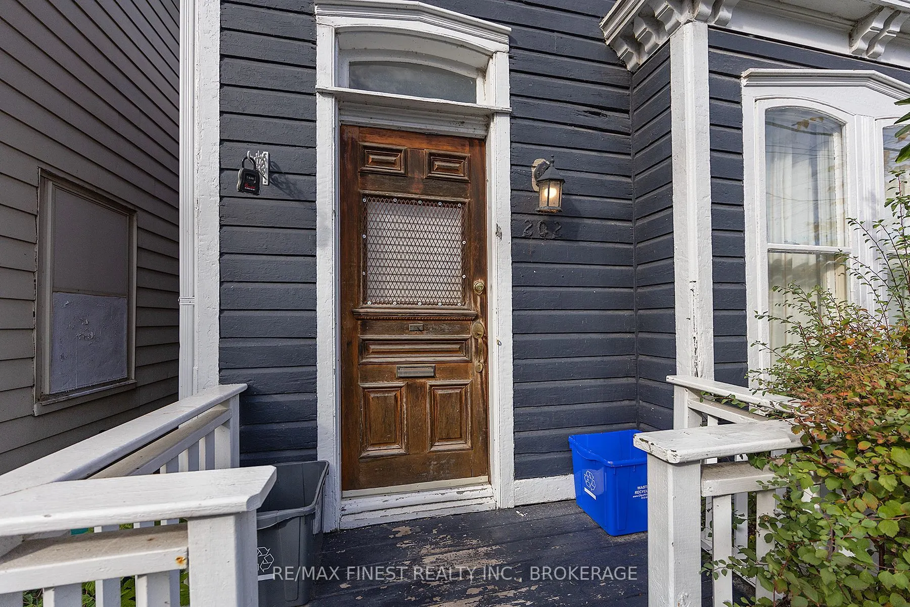 202 Montreal Street