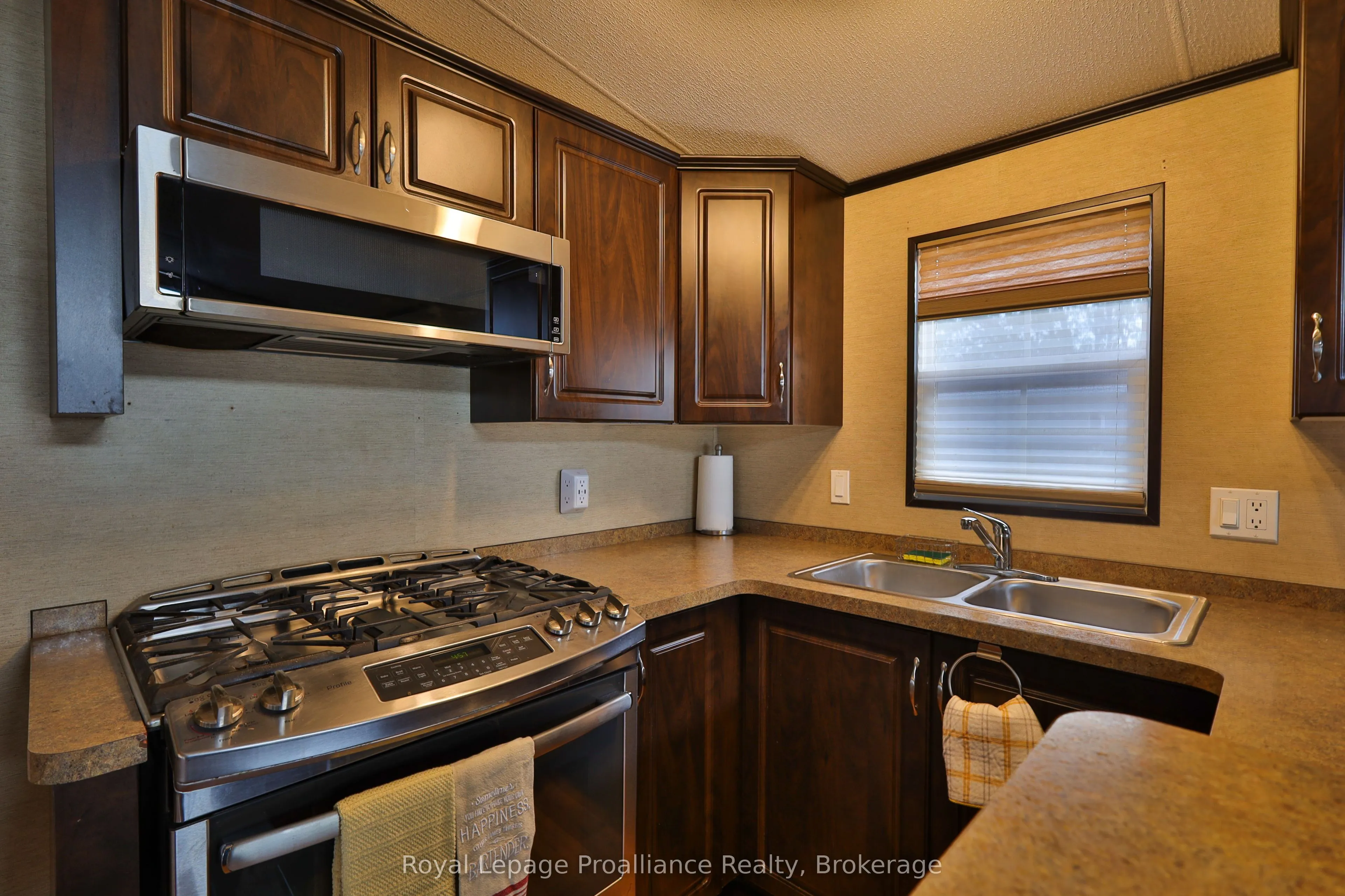 486 Cty Rd 18- 50 Cherry Beach Lane
