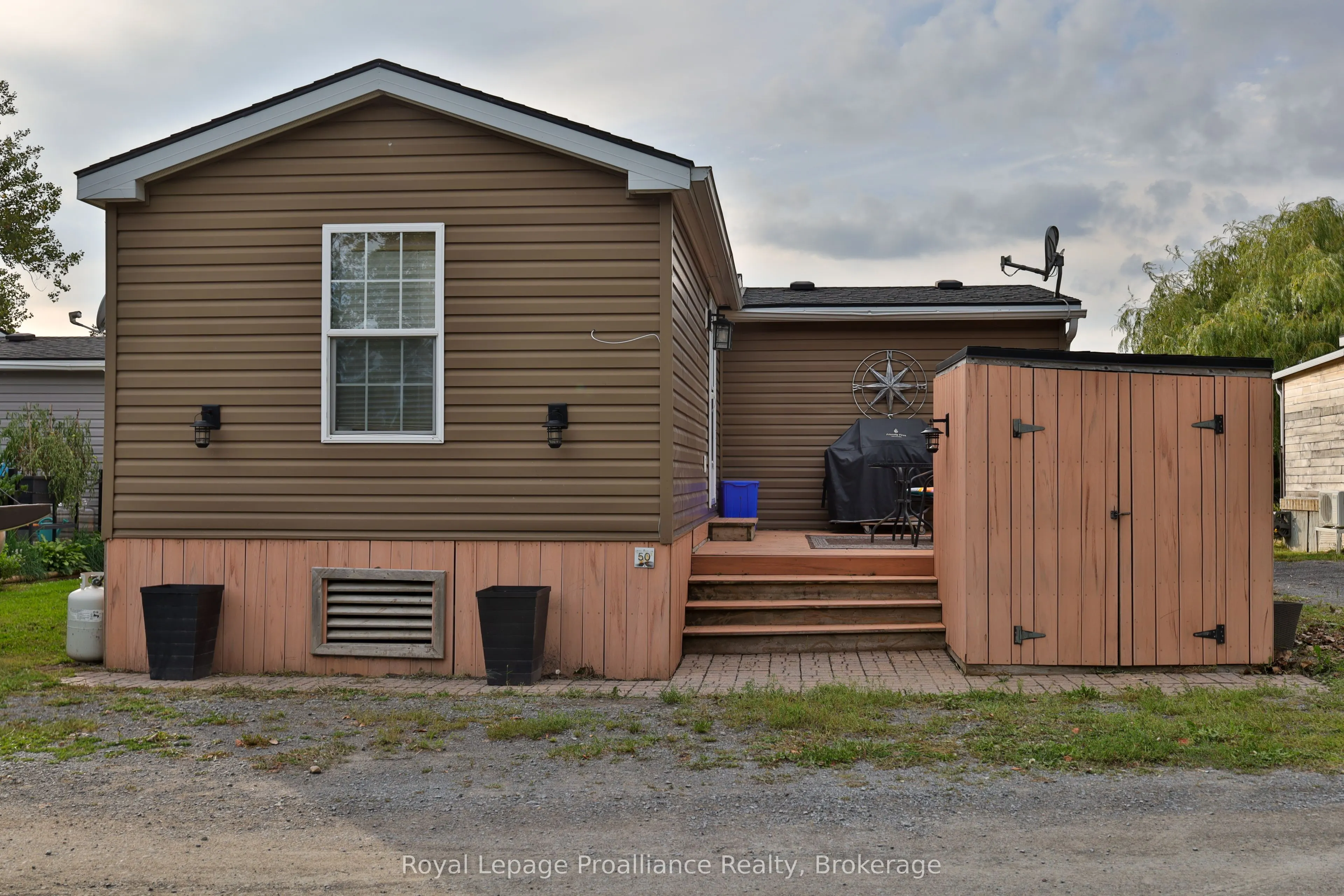 486 Cty Rd 18- 50 Cherry Beach Lane