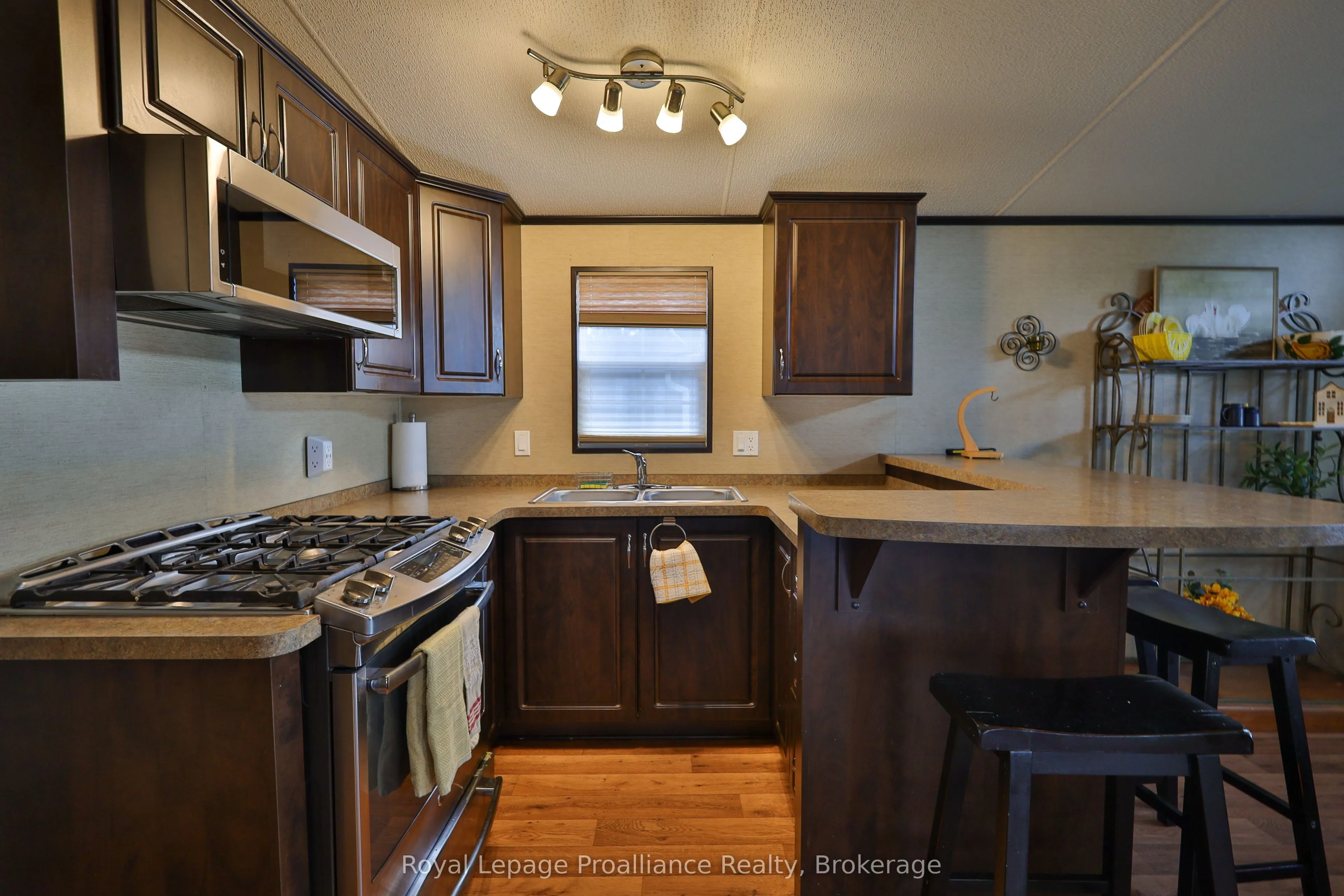 486 Cty Rd 18- 50 Cherry Beach Lane