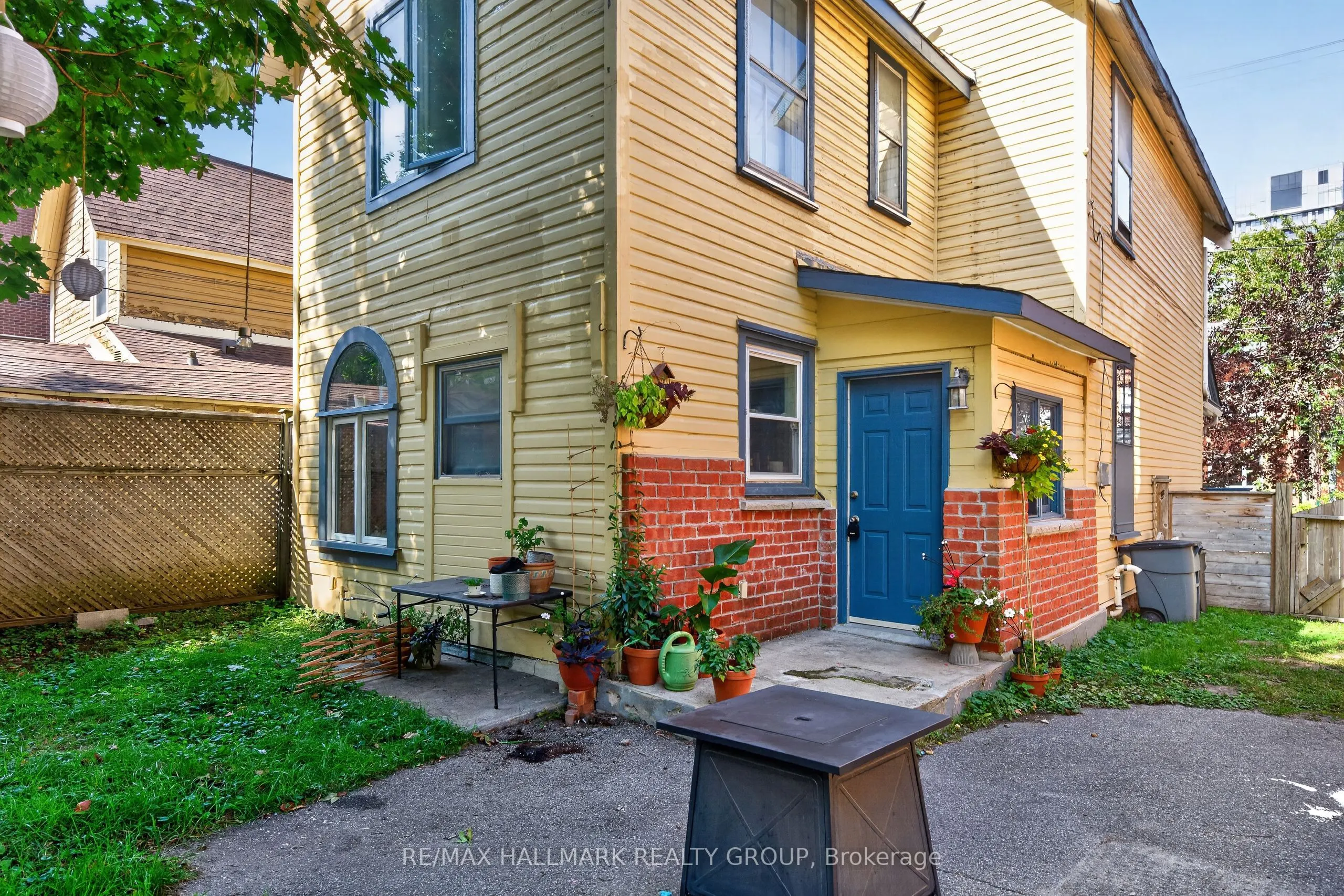 182 Pretoria Avenue