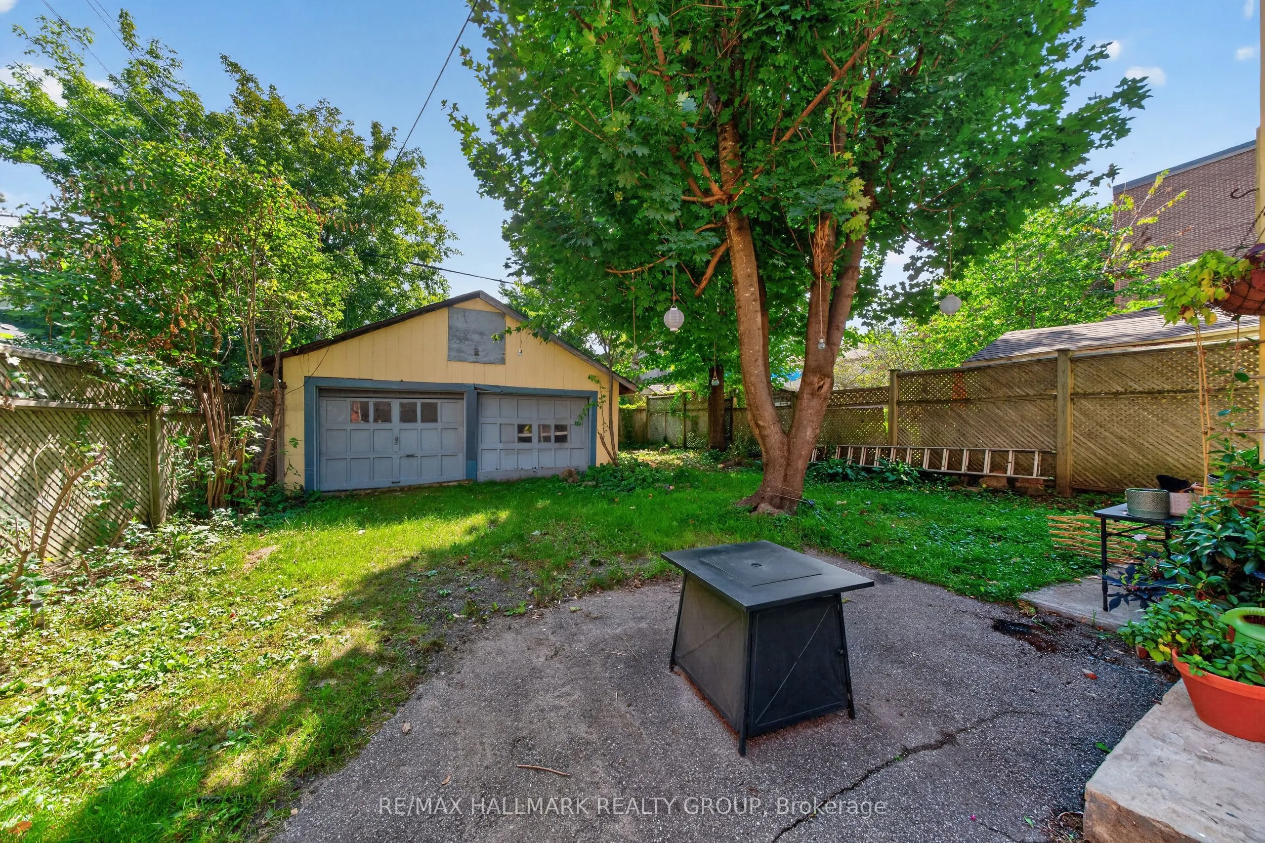 182 Pretoria Avenue