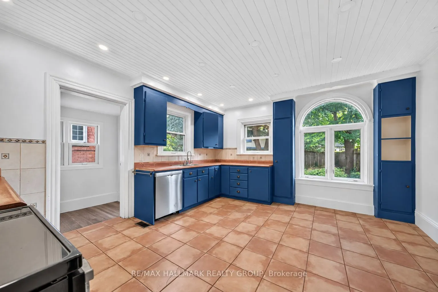 182 Pretoria Avenue