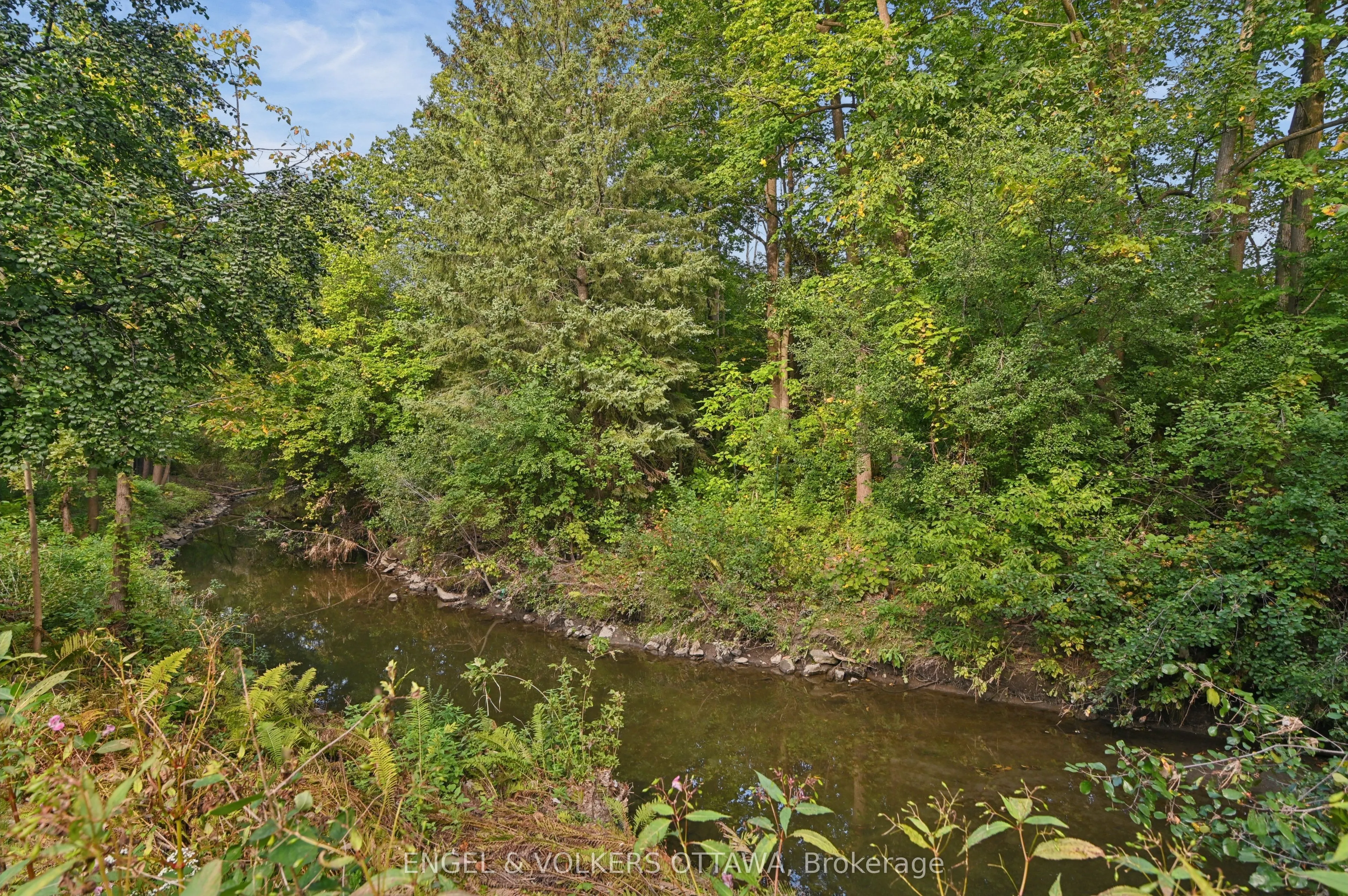 11 Creek's End Lane