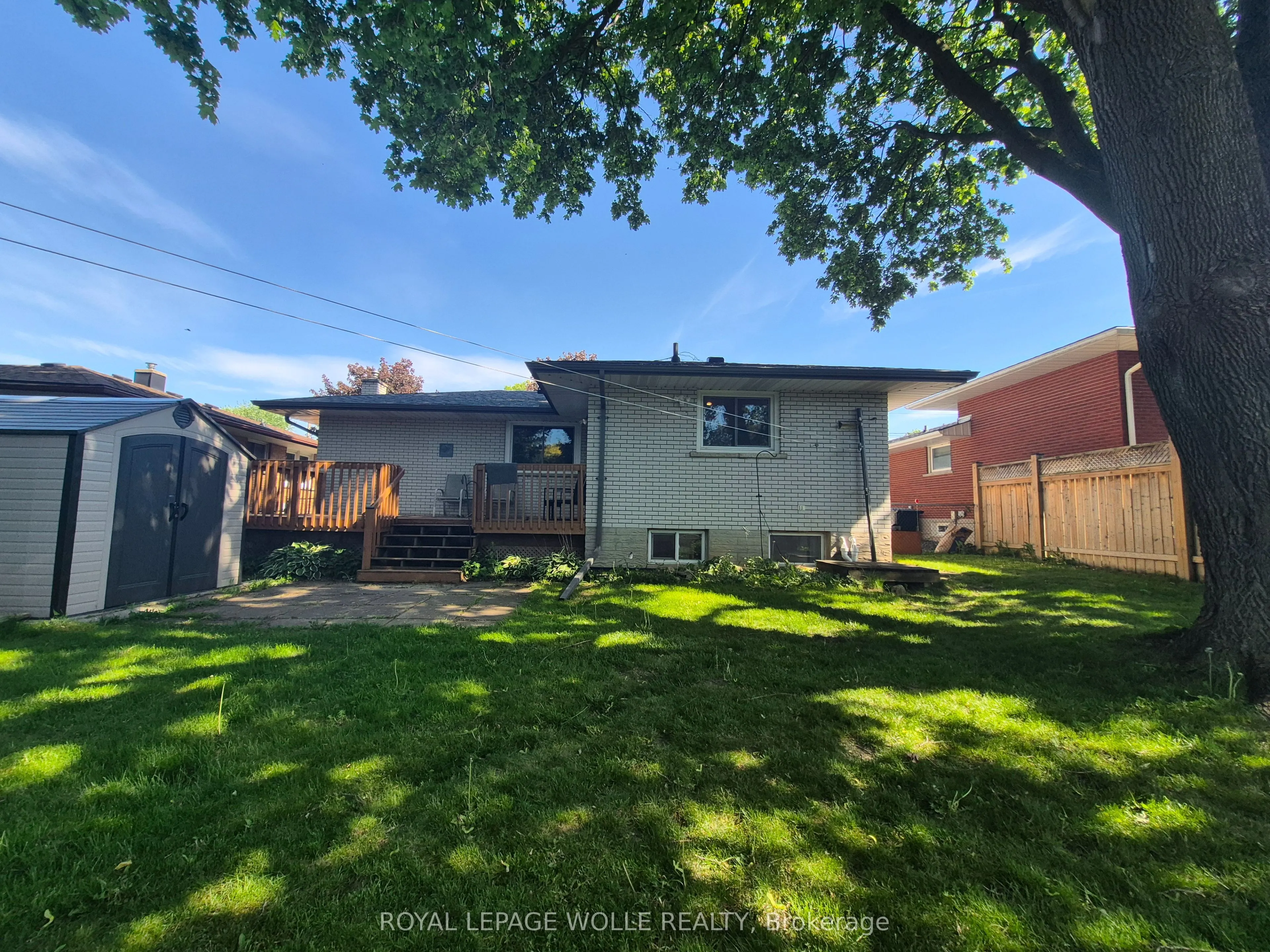 11 Duncairn Avenue