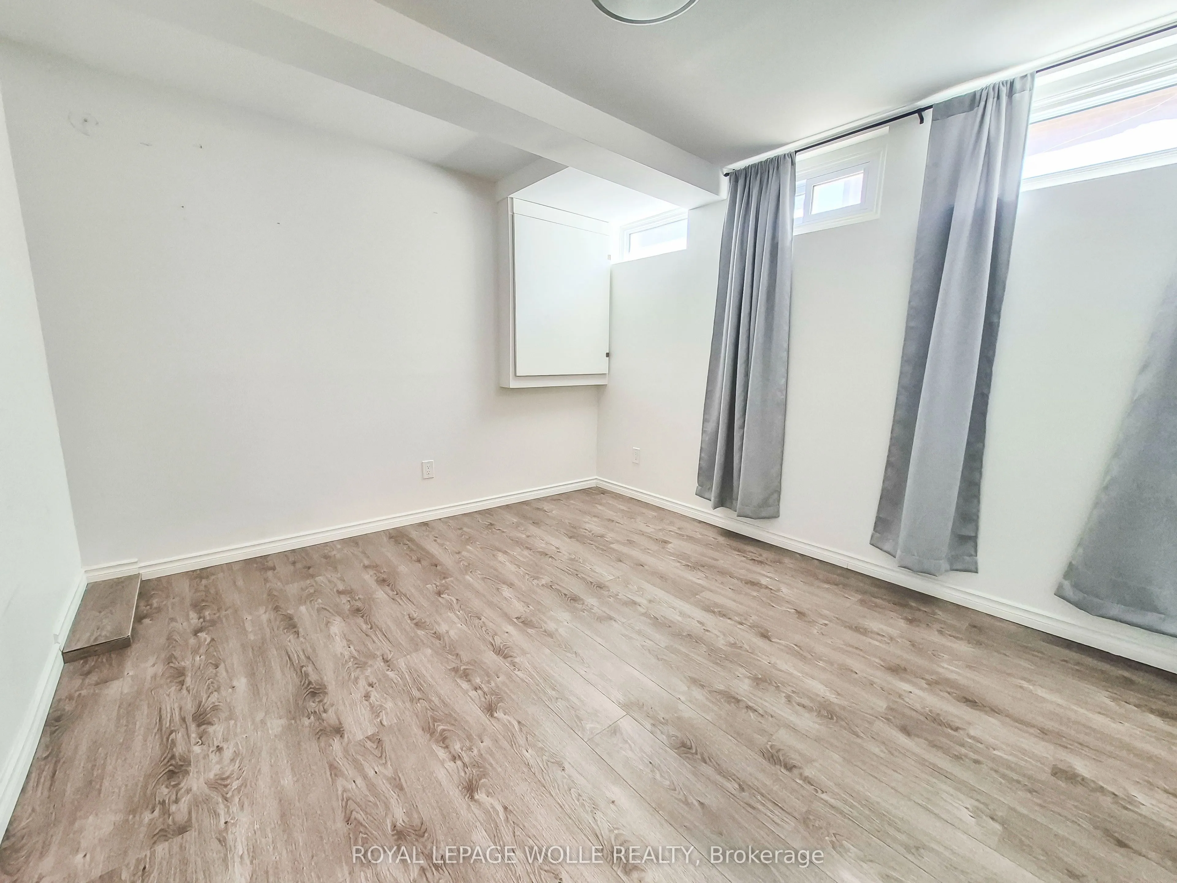 11 Duncairn Avenue
