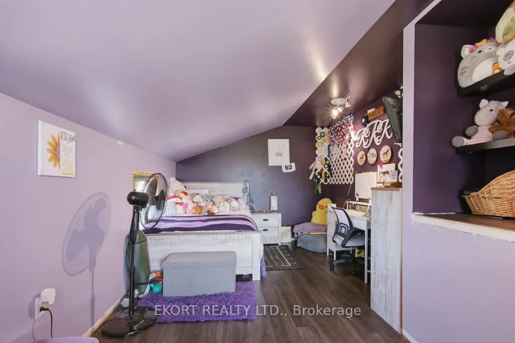 272 Coutts Road