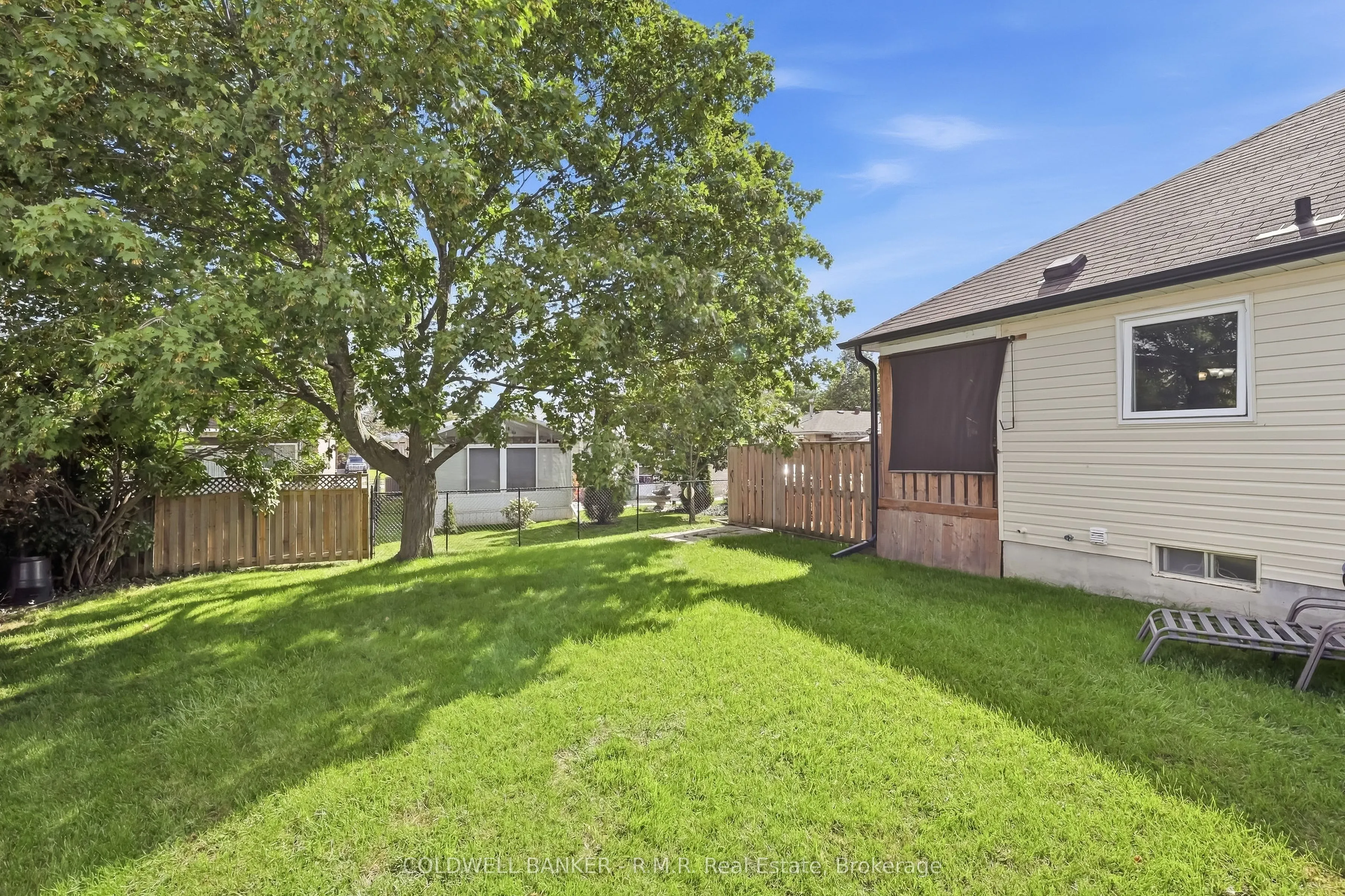 25 Cedar Court